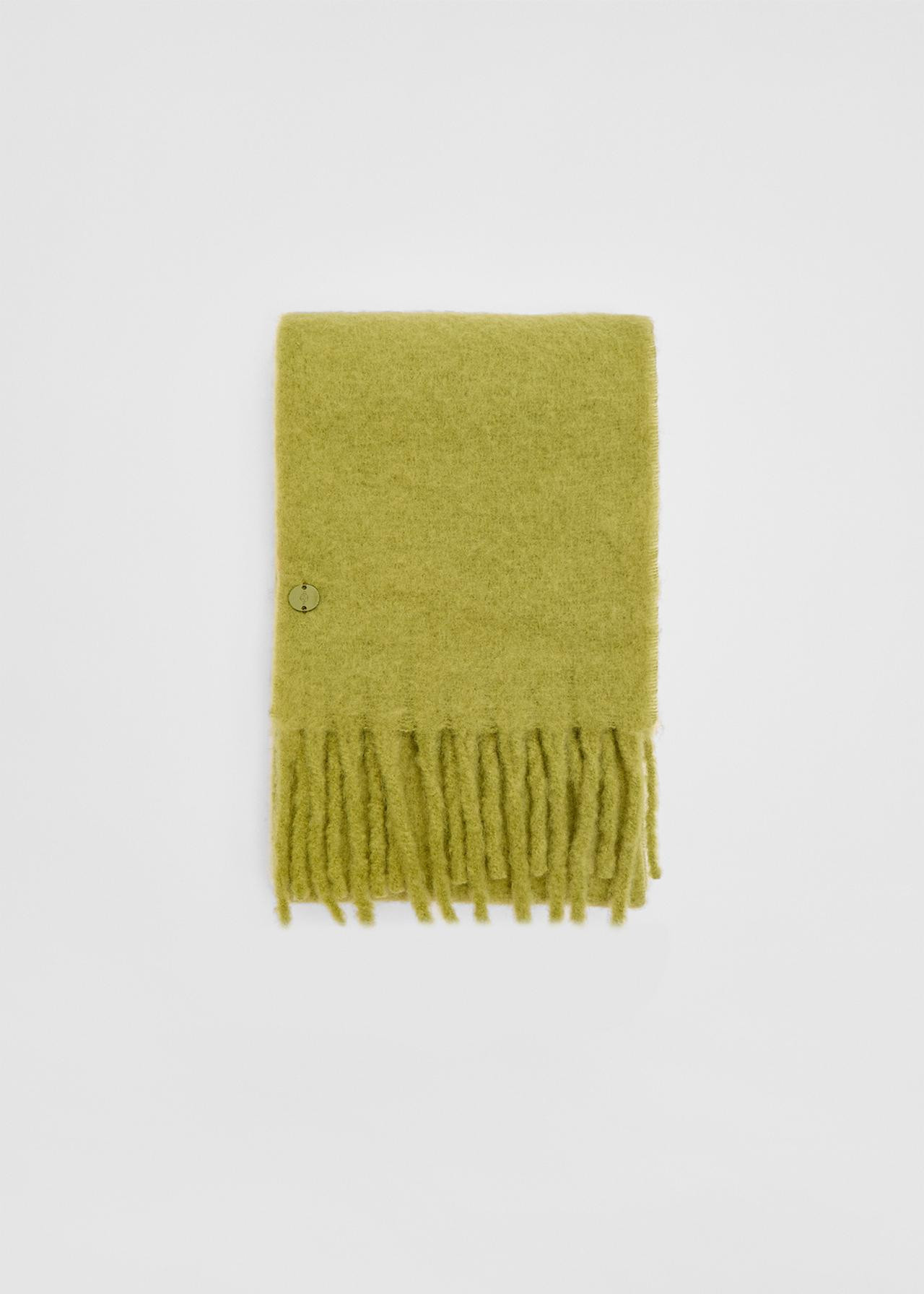 Solid-coloured scarf£15.99+4ADD TO CART | Stradivarius (UK)