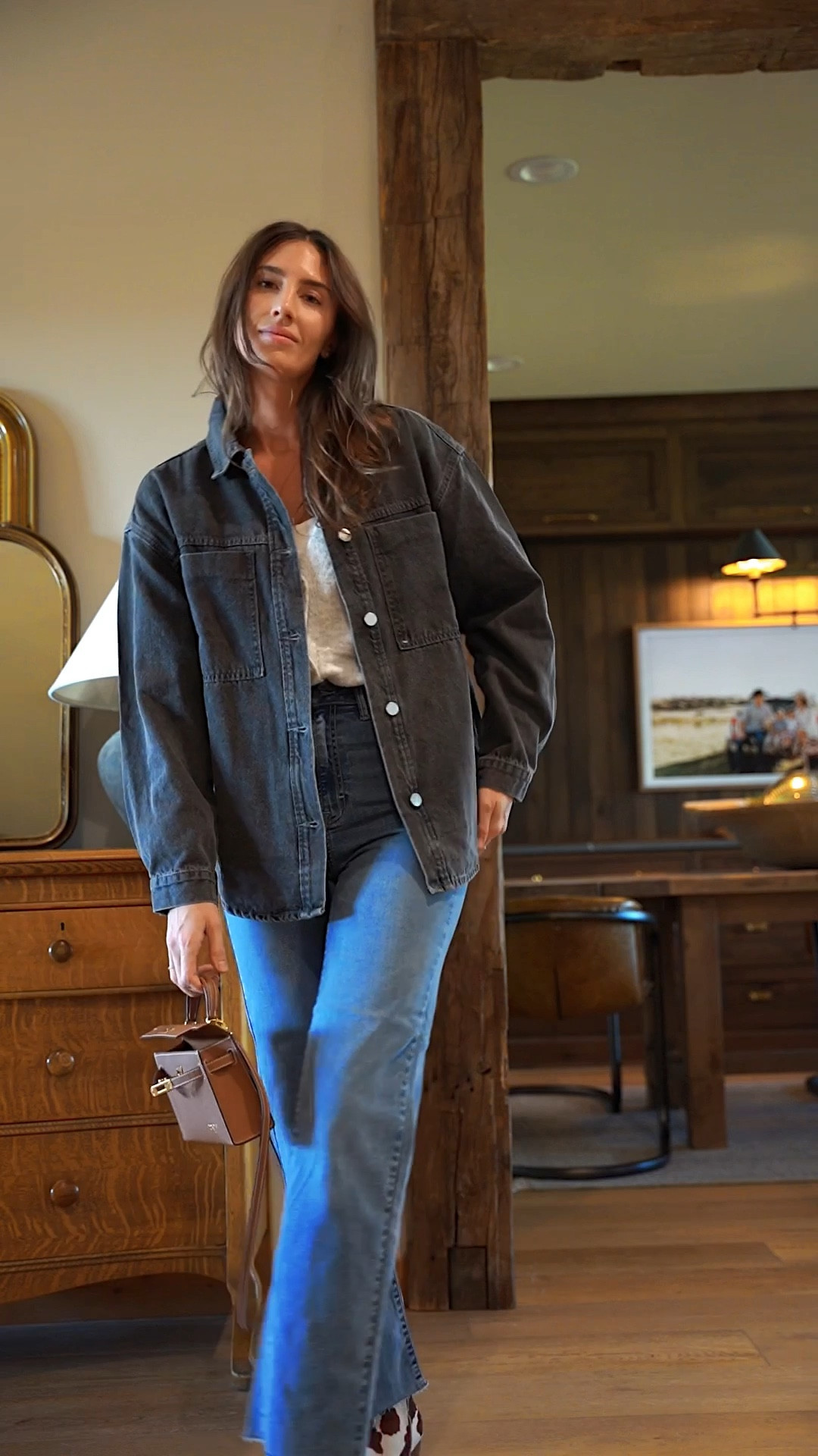 The perfect fall outfit; layered look; fall fashion; mom outfit 

#LTKVideo #LTKshoecrush