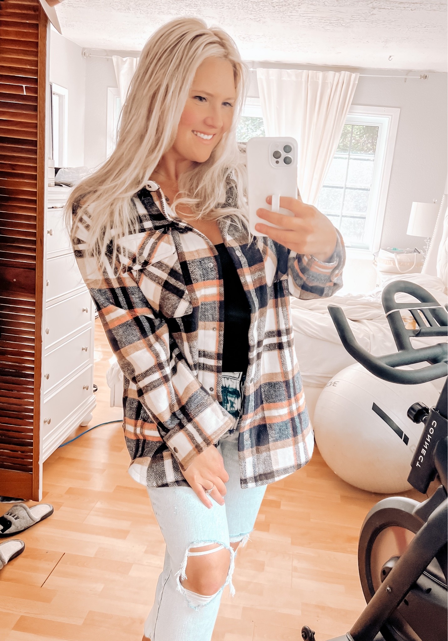 #falloutfit #shacket #rippedjeans #straightjeans #90sjeans #outfitinspo #plaid #momstyle #thanksgivingoutfit

#LTKHoliday #LTKHalloween #LTKSeasonal