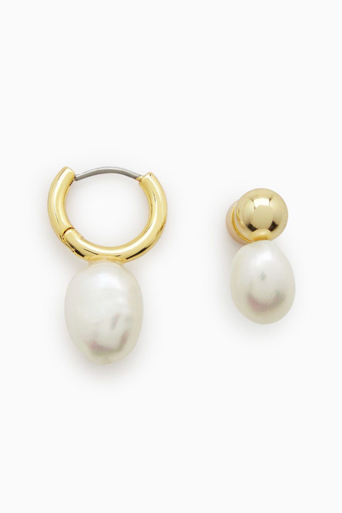 MISMATCHED PEARL EARRINGS - GOLD / PEARL - COS | COS (EU)