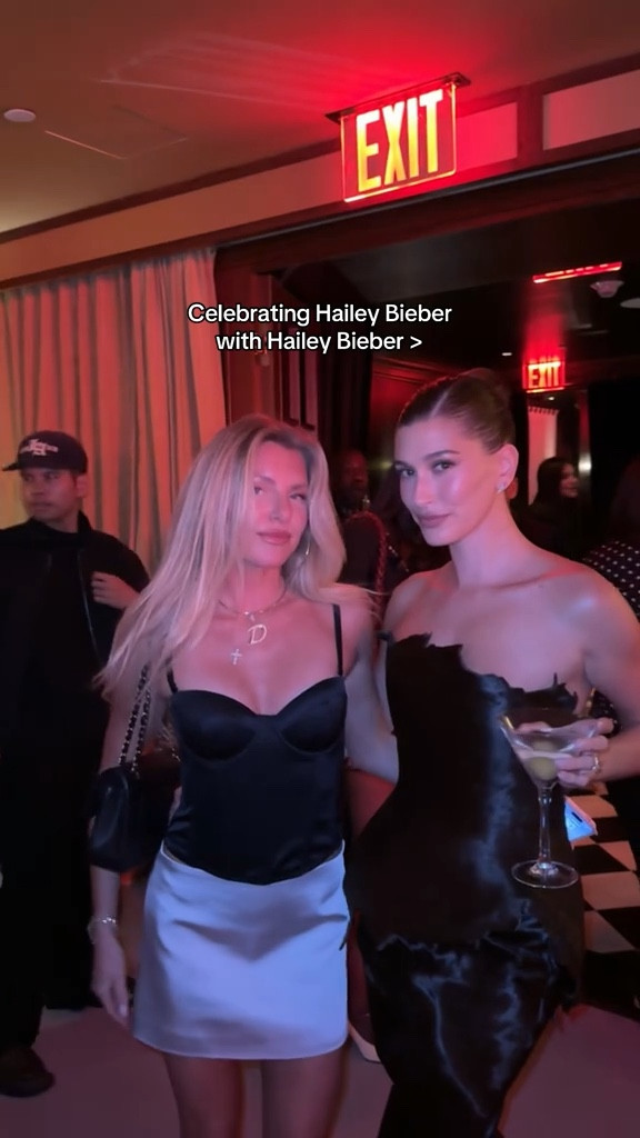 the sweetest human ever

#LTKSeasonal #LTKStyleTip