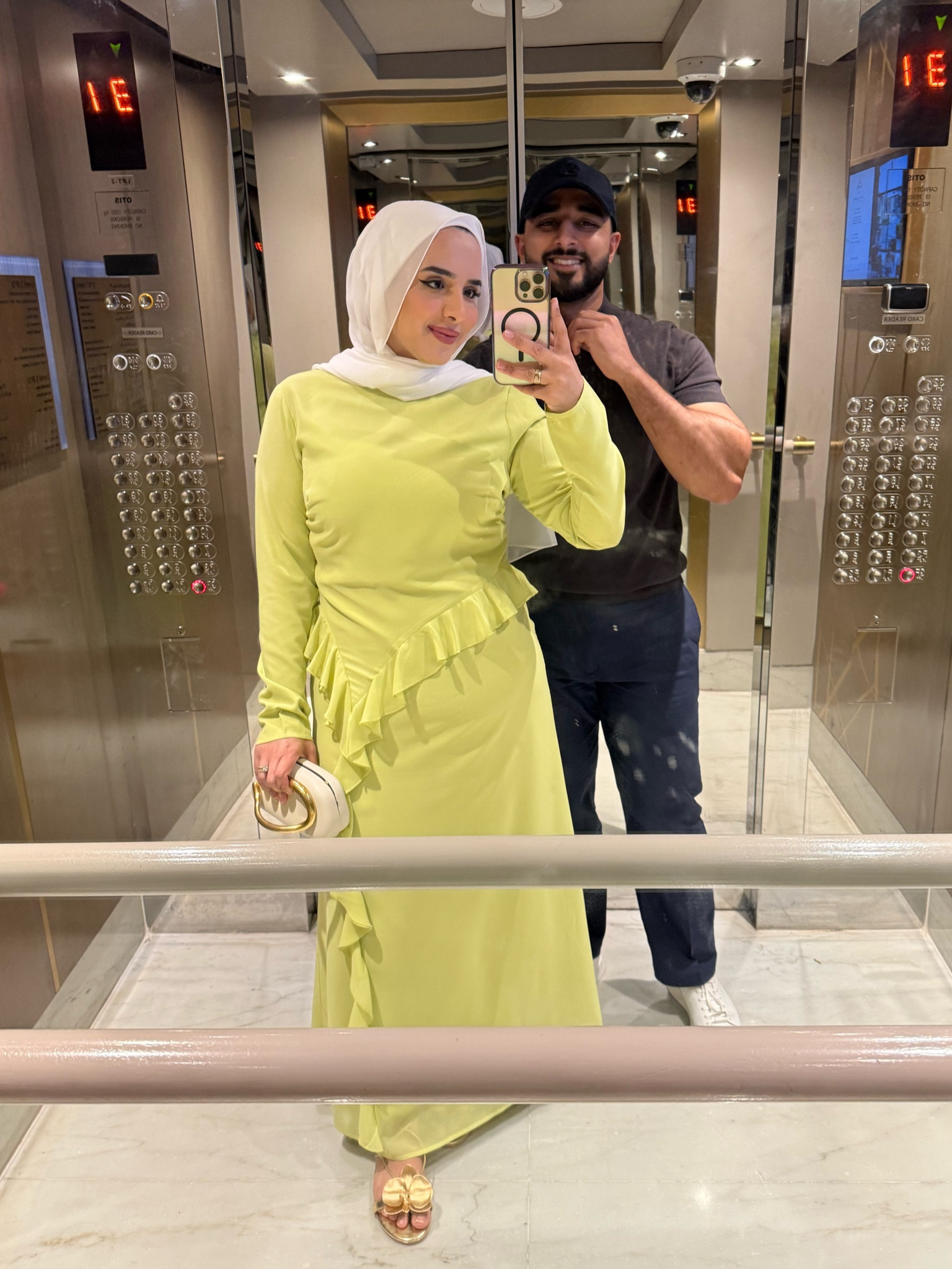 Lime green maxi dress moment 

#LTKmodest #LTKcurves #LTKmidsize