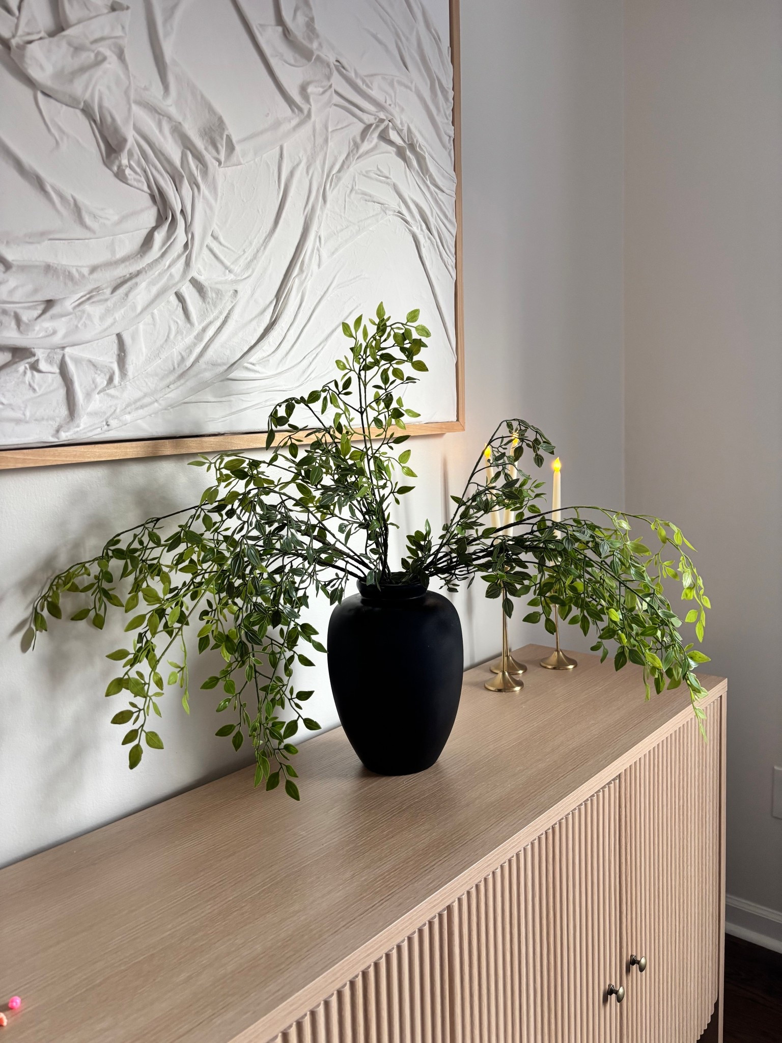 If you want your home to feel styled without constantly buying fresh flowers, these are my go-to Amazon greenery stems that look SO realistic.

I use these for:
✔️ coffee table styling
✔️ kitchen counter decor
✔️ entryway vases
✔️ shelf + console styling

The key is choosing realistic faux greenery stems with natural movement and soft tones—they instantly elevate your space without trying too hard ✨

No watering, no replacing, and they always look good (which is exactly the vibe)

Think: effortless, minimal, and that clean, lived-in aesthetic 🌿

Shop my favorite greenery stems from Amazon on LTK 🤍

amazon faux stems, artificial greenery decor, fake stems for vases, realistic fake plants home decor, neutral home styling decor, modern organic home decor, vase filler ideas, shelf styling greenery


#LTKSeasonal #LTKSaleAlert #LTKHome