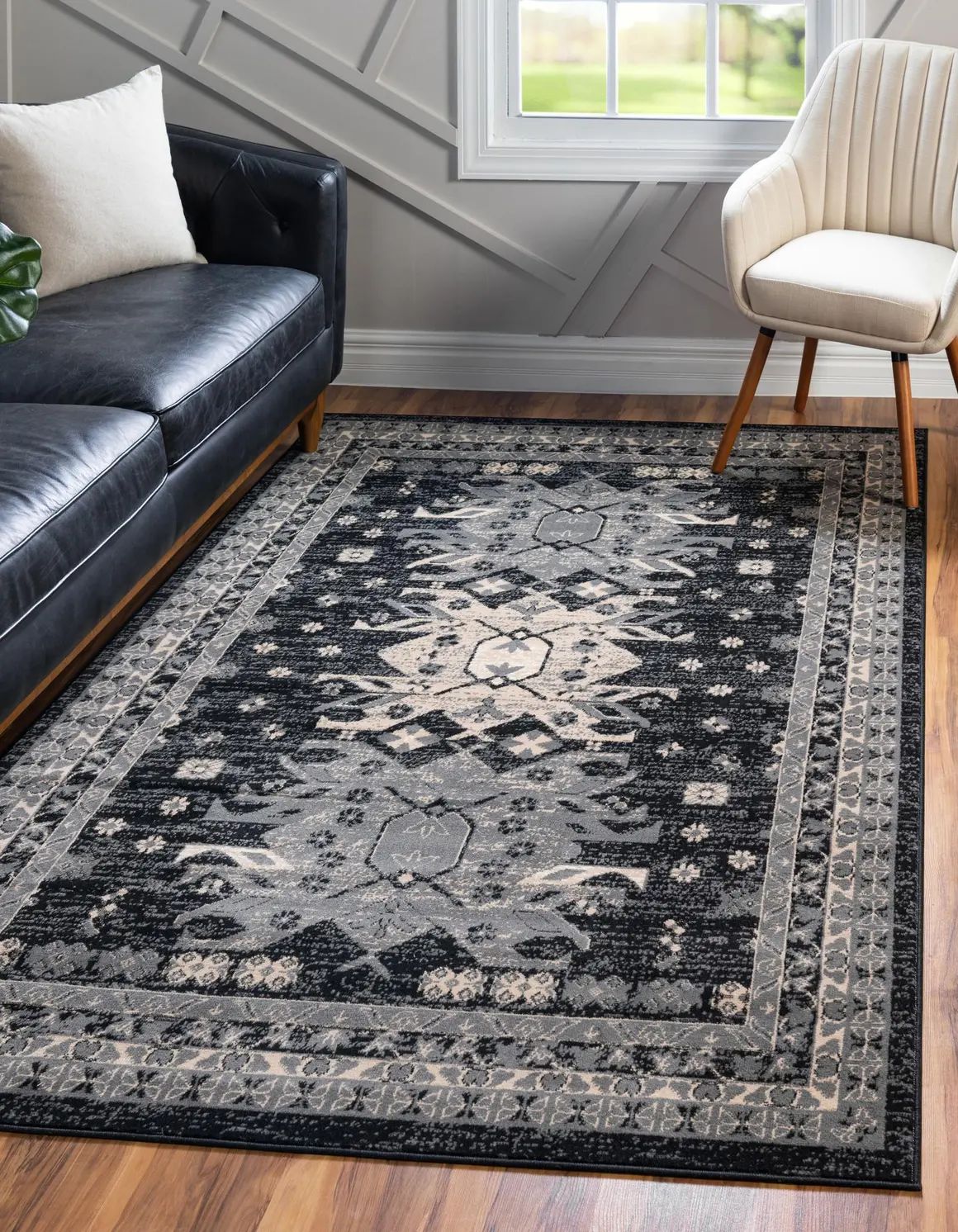 5' x 8' Heris Rug | Rugs.com