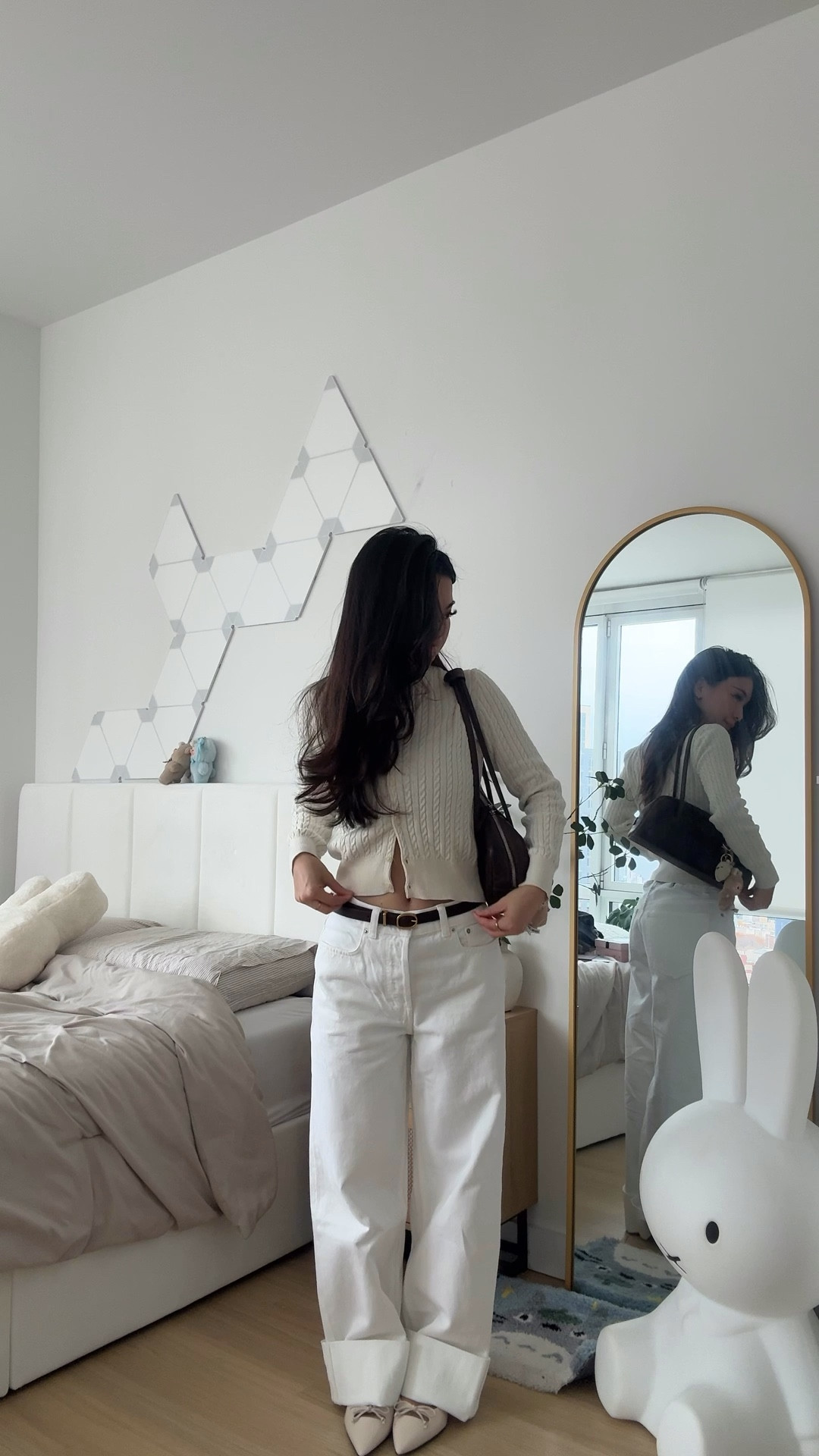 my favorite cardigan lately 🤍

wearing size M in kids (i’m 4’11)


#LTKCyberWeek #LTKGiftGuide #LTKootd