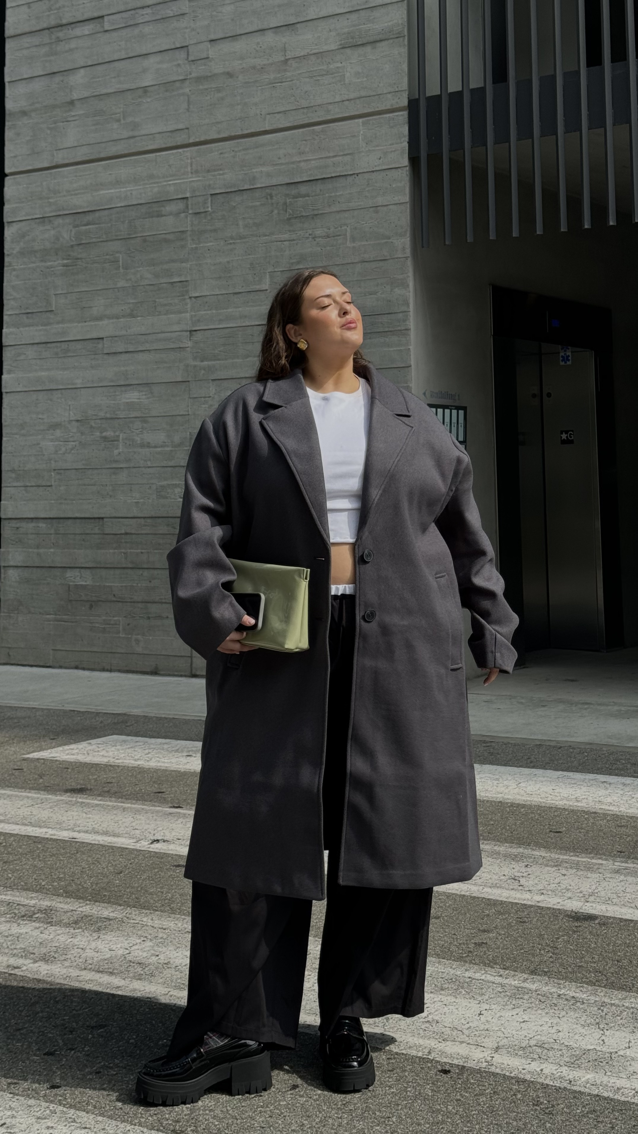 love a longline silhouette 

Fall outfit, fall fashion, trench coat, business chic, chic style, chic outfitt

#LTKStyleTip #LTKPlusSize #LTKSeasonal