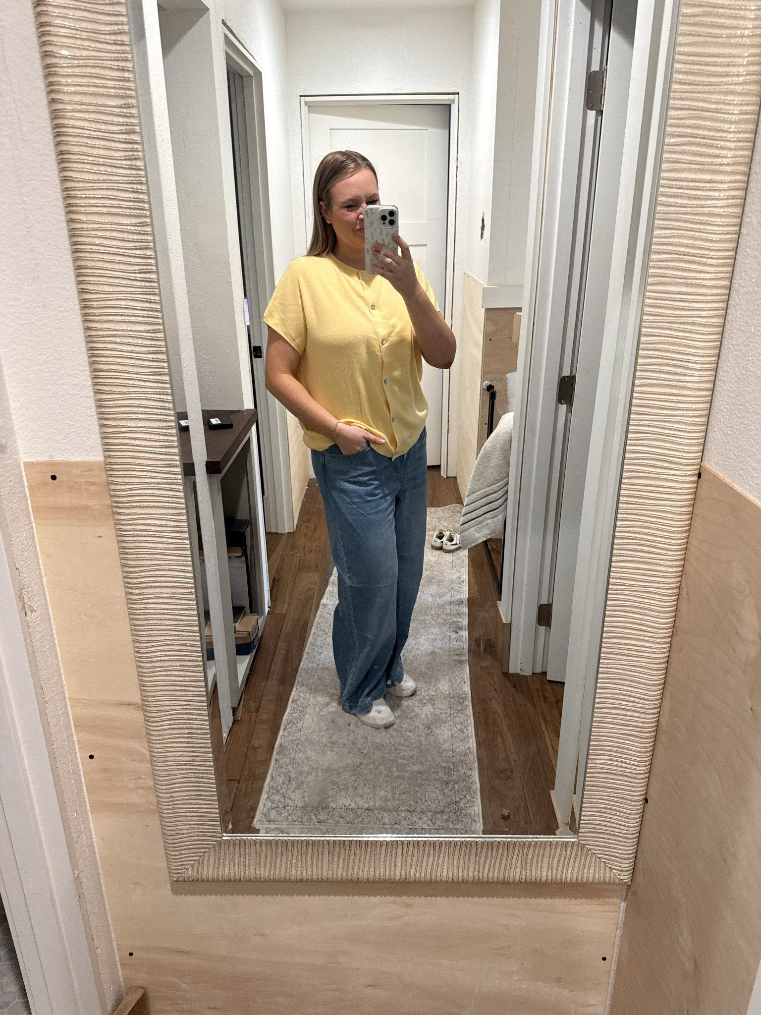 Spring mom outfit idea 

#LTKSeasonal #LTKmomlife #LTKootd