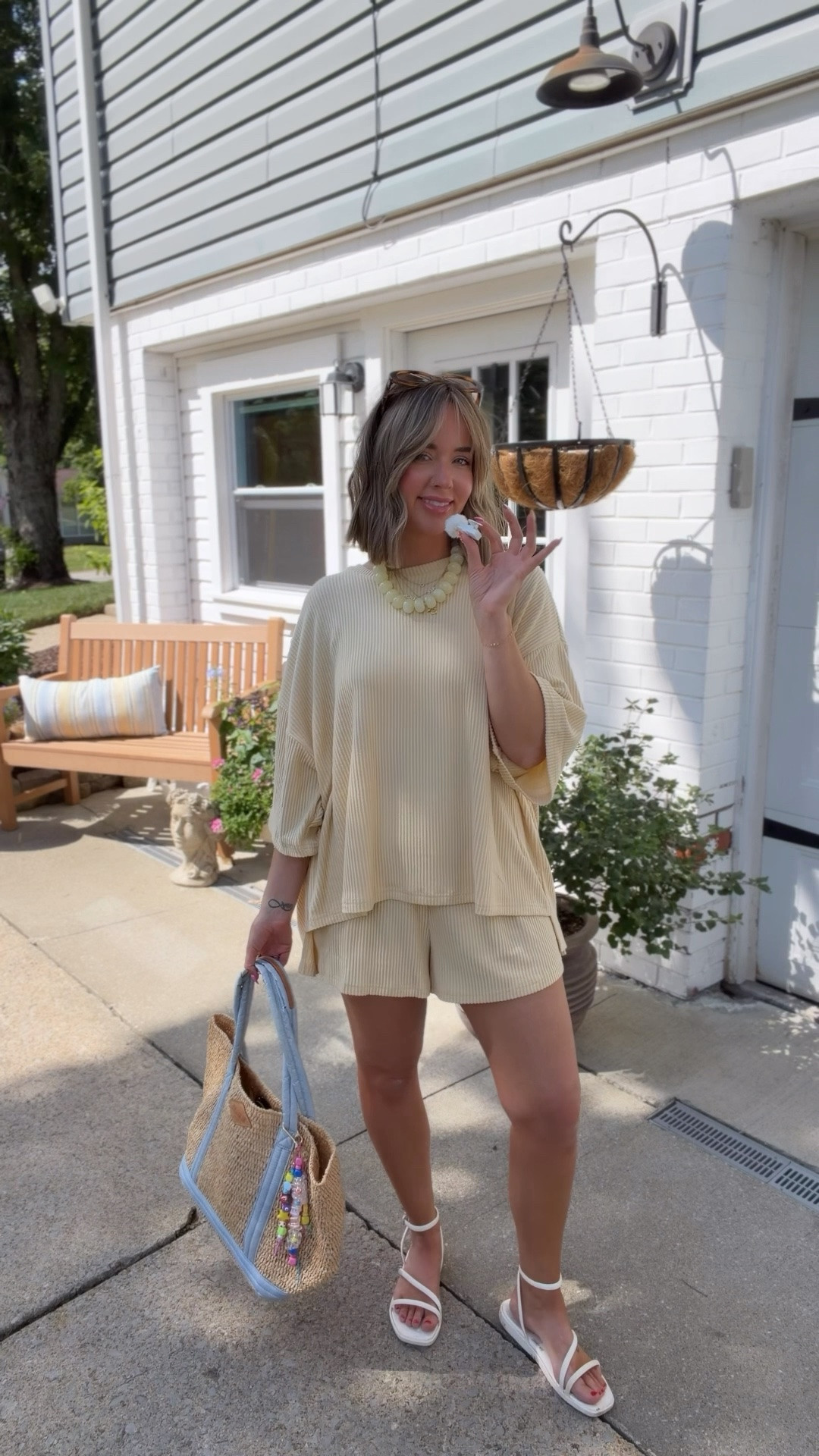 What I wore to grab a pedicure with my bestie last night 💛 this @thefoxykind set is too good! In a size medium. They also released some cute chocolate brown / espresso colors that I will be ordering 😍 in a size medium, comment SHOP for the links to be sent your way!🥰

#LTKootd #LTKdayinmylife #LTKmomlife