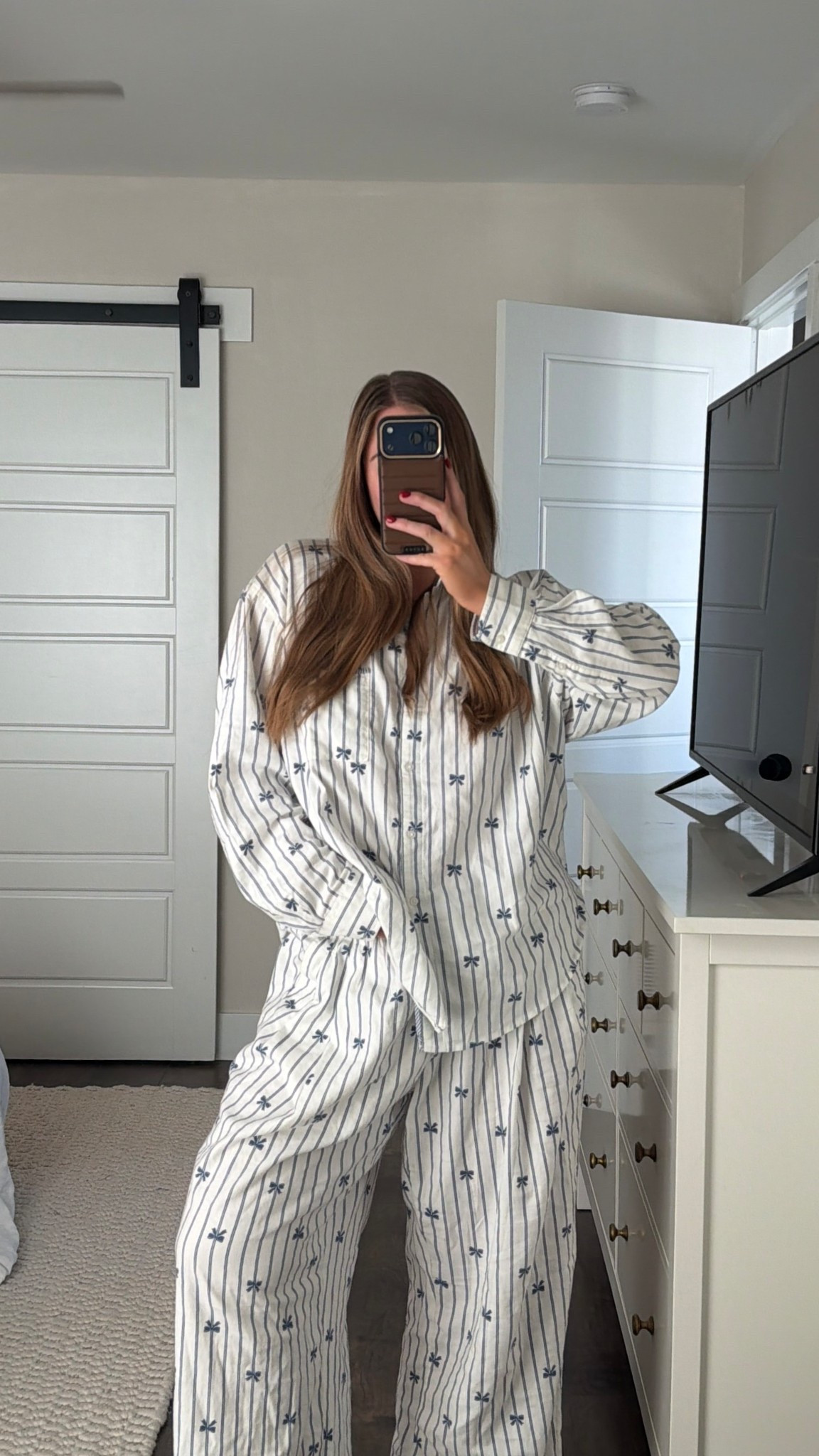 Current fav pjs 🩵🎀 

#pjs #aerie #christmaspjs 

#LTKHoliday #LTKGiftGuide #LTKSaleAlert