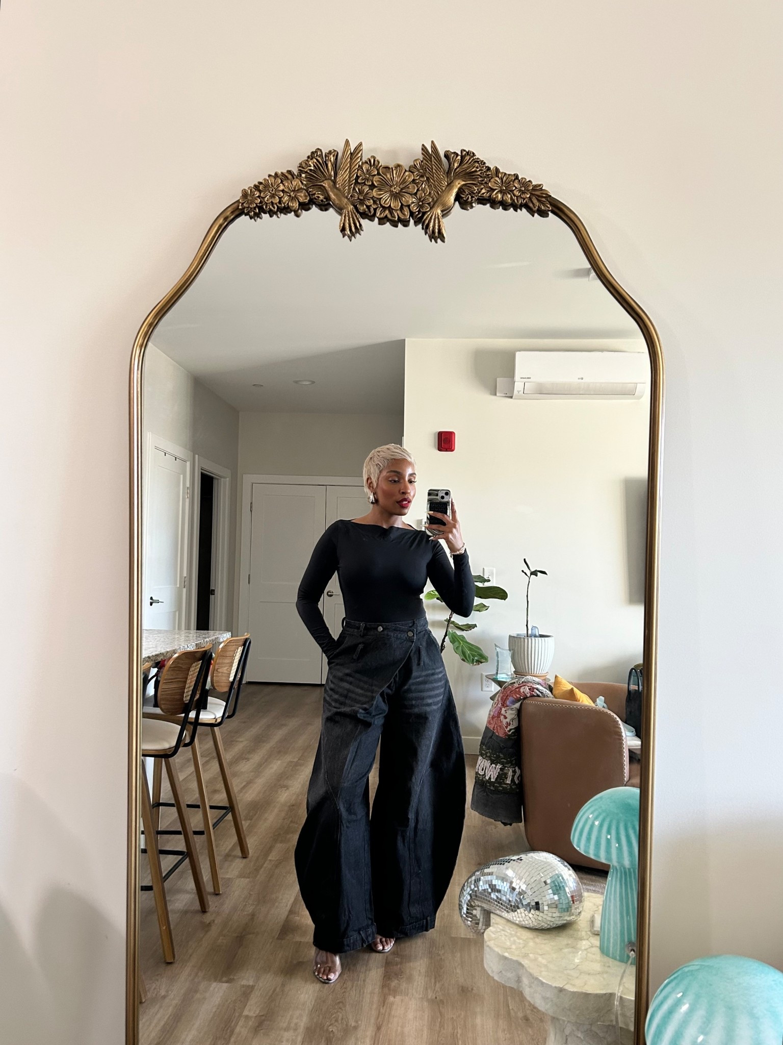 The Jeans (wearing a small)?

#LTKgrwm #LTKootd