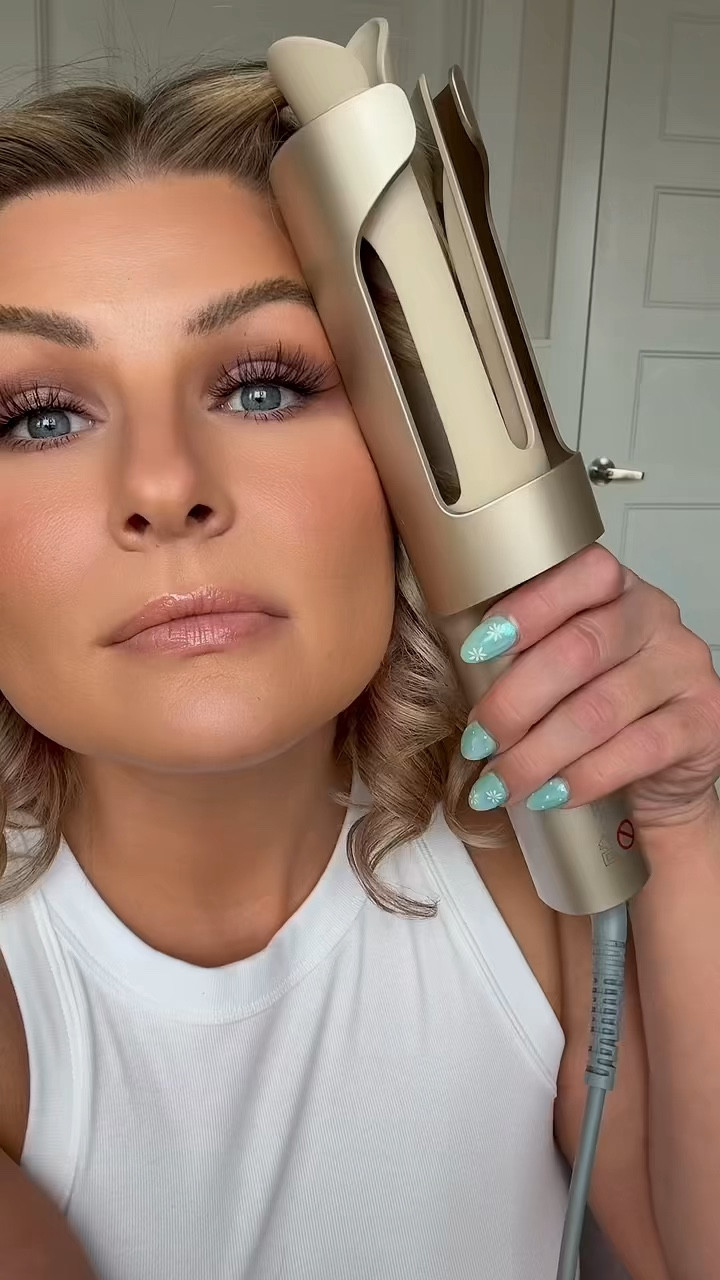 Bounciest Curls | TYMO Curlpro Plus 👏🏼✨ This is Easy, Gentle and Quick to use!!! PERFECT gift for a teen or young girl!  linked it below! 💕

#LTKWedding #LTKgrwm #LTKBeauty