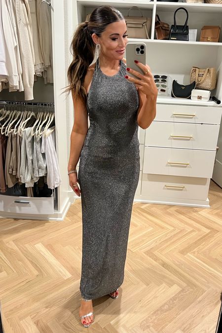 New Year’s Eve dress! 

Nye, New Year’s Eve outfit, party outfit, holiday party, holiday party dress, silver dress, party look, partu dresses, dress

#LTKHoliday #LTKstyletip