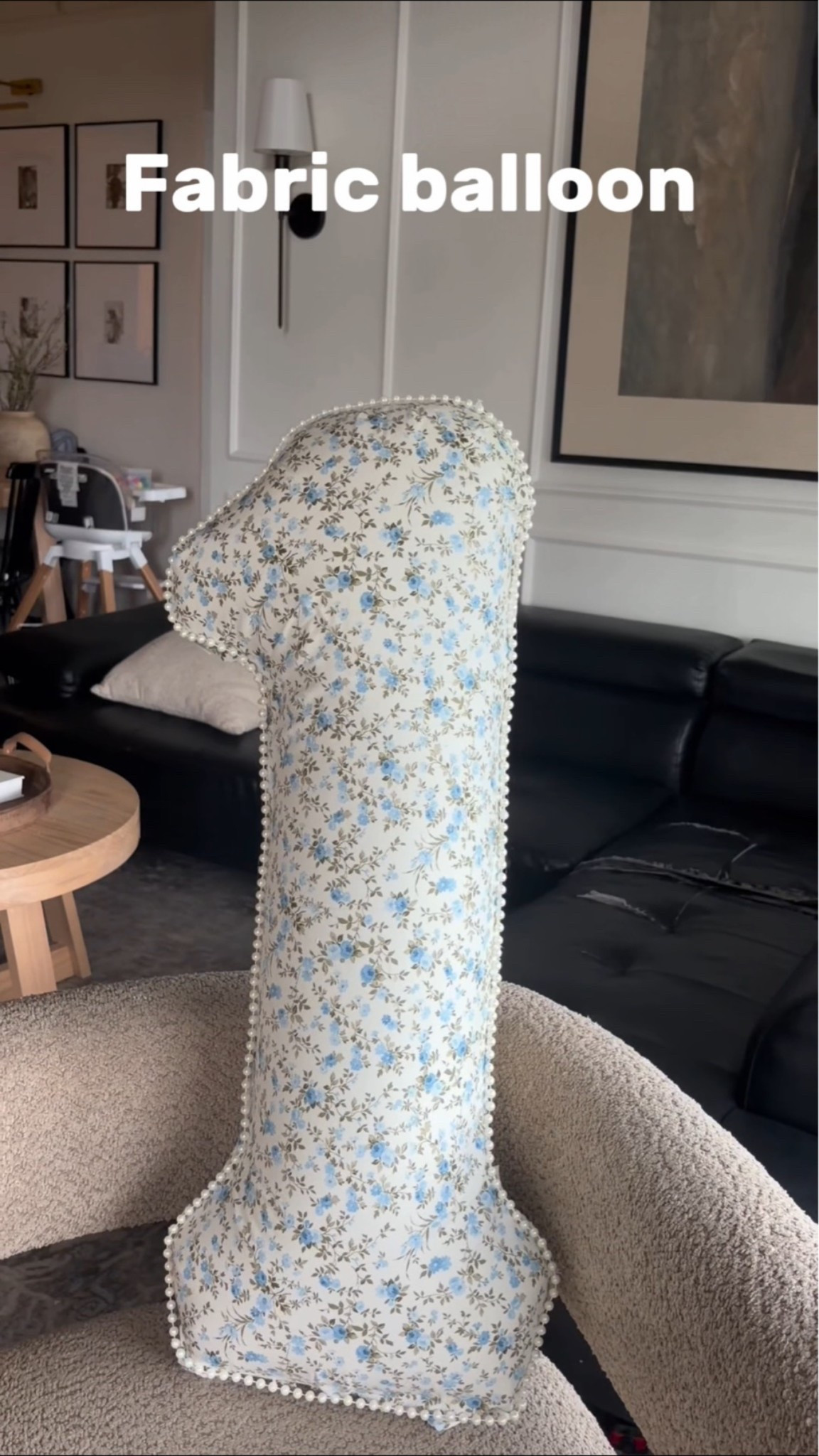 Everything I used to make this beautiful fabric balloon is linked here! 🎈✨ For the pearls, I used a hot glue gun, but any hot glue gun will work. 😊 #diybirthdaydecor #firstbirthday #firstbirthdayideas