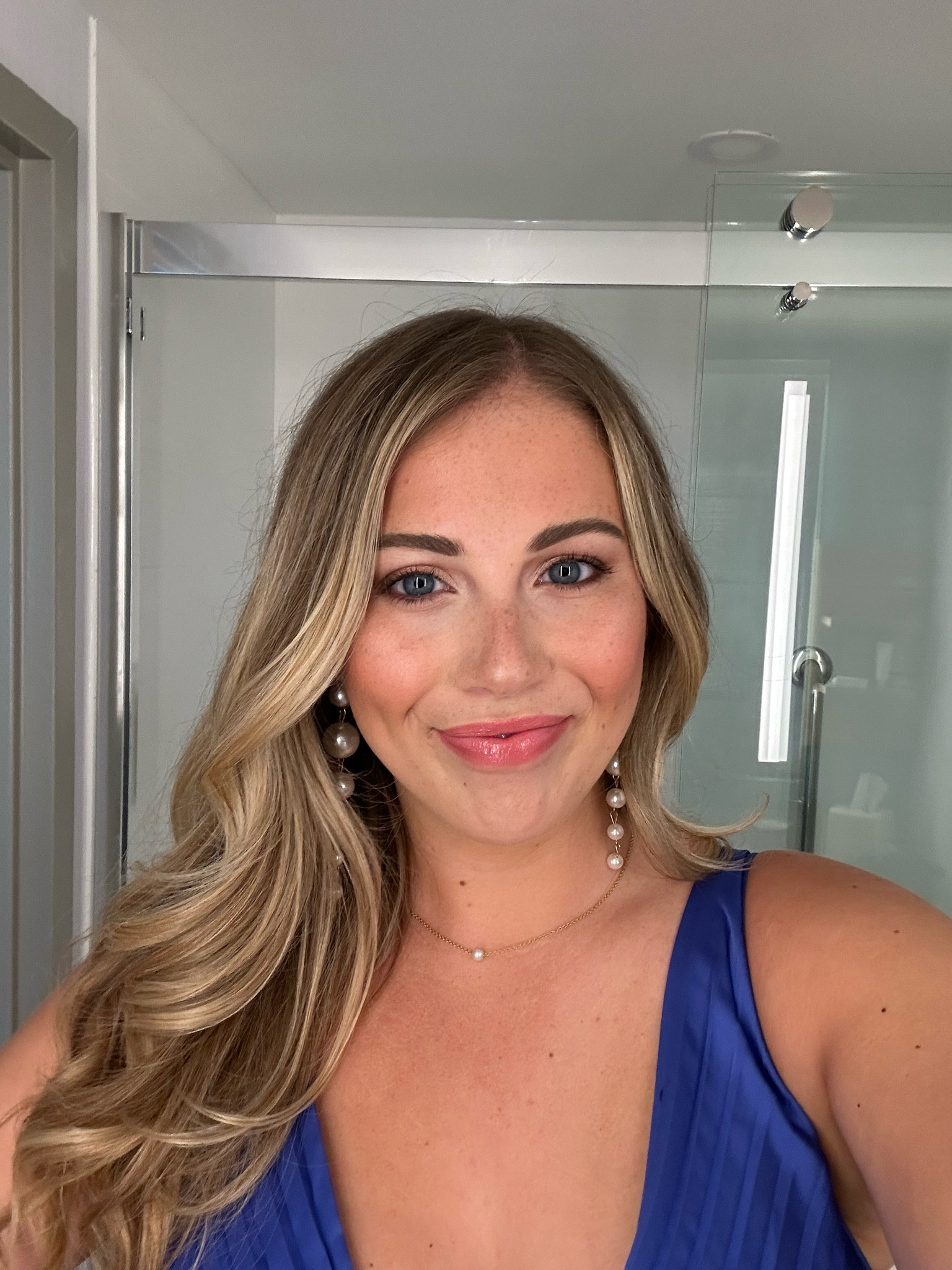 My glam makeup essentials #glammakeup #makeup 💄💋

#LTKbeauty #LTKwedding