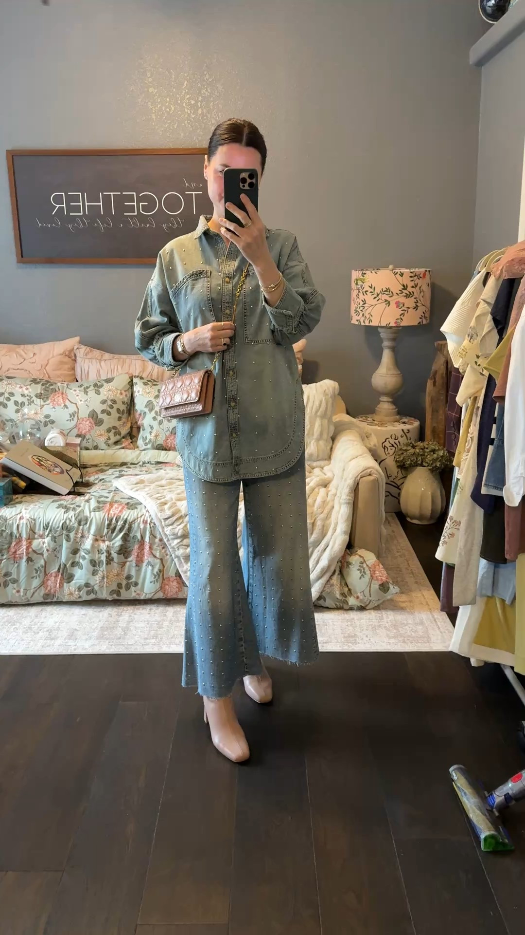 This outfit has officially been added to my lists of favorites ♥️

Wearing XS in top and 26 petite in bottoms. I could definitely wear my true 25 in jeans but they were sold out. These are a bit loose but I loved them so much I had to get them!

#LTKPetite #LTKShoeCrush #LTKStyleTip