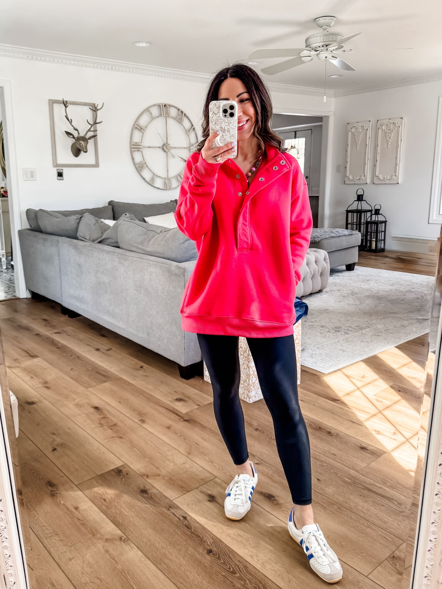 Small Henley sweatshirt



#LTKPetite #LTKOver40