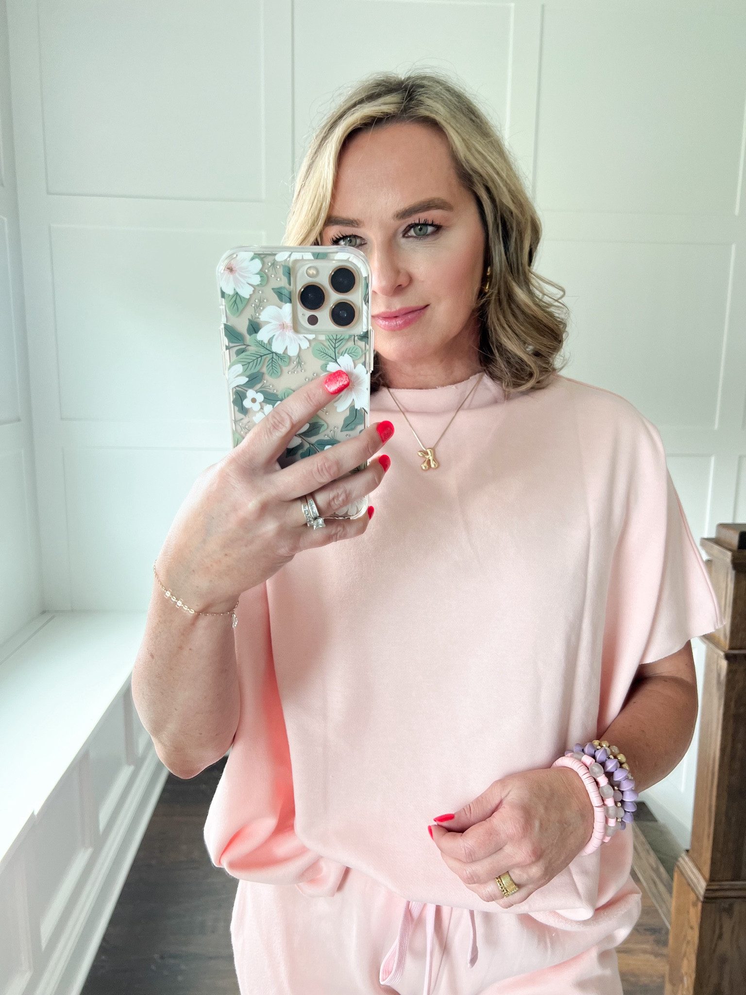 Close up of the Amazon set and my accessories  