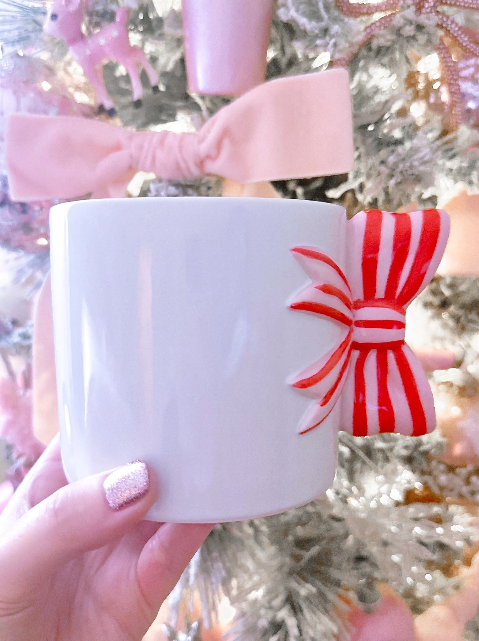$5 for the sweetest bow mug! Would also be cute with a plant inside or as a makeup brush holder! 

Valentine’s Day Decor. Home Decor. Coffee Mug. 

#LTKHome #LTKSeasonal #LTKFindsUnder50