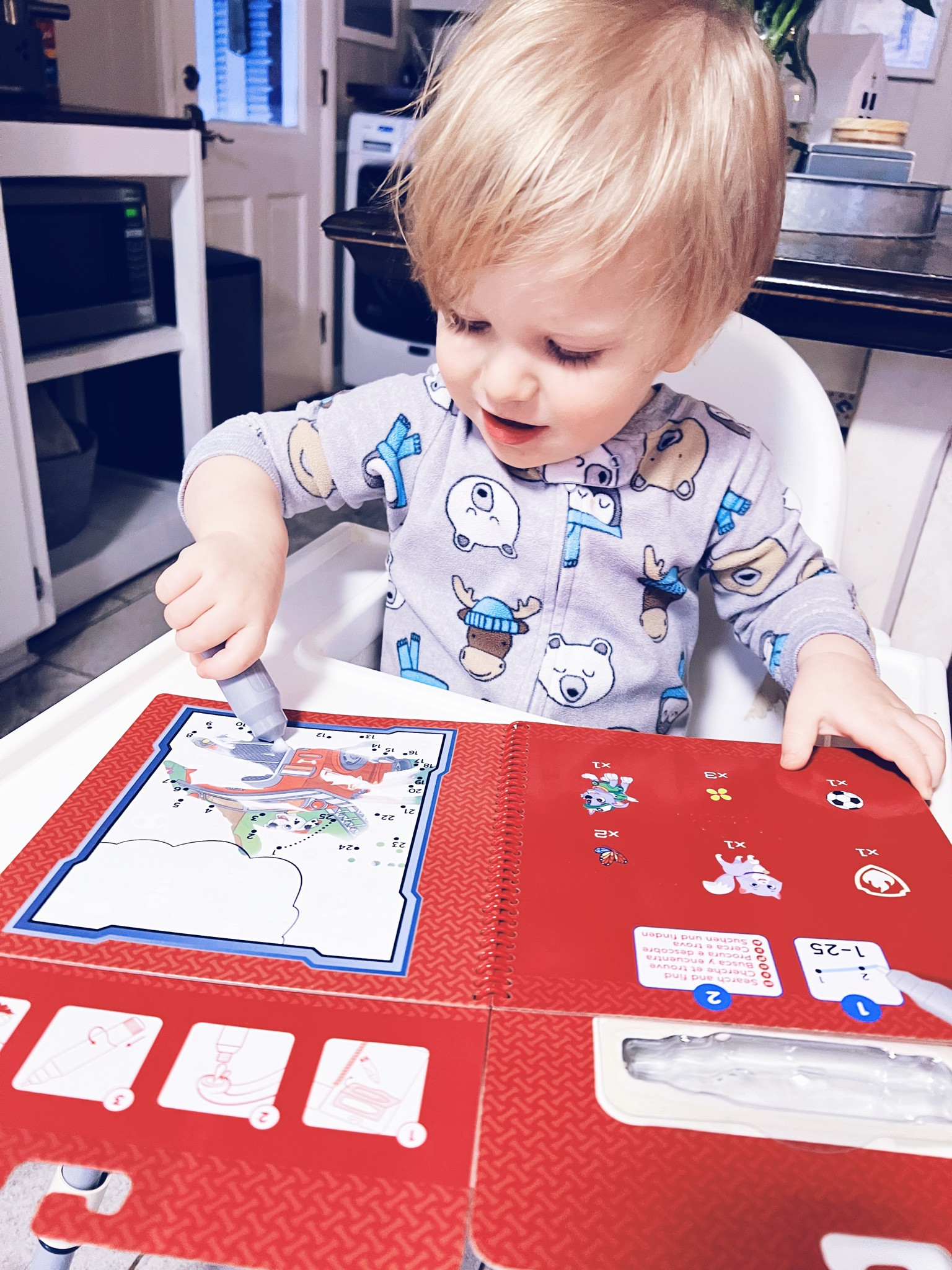 Judson’s favorite little @melissaanddougtoys “water wonders” painting 💦🎨 activity while mama cooks breakfast 🍳🤗 linked for y’all below 👇🏽 

#LTKbaby #LTKhome #LTKfamily