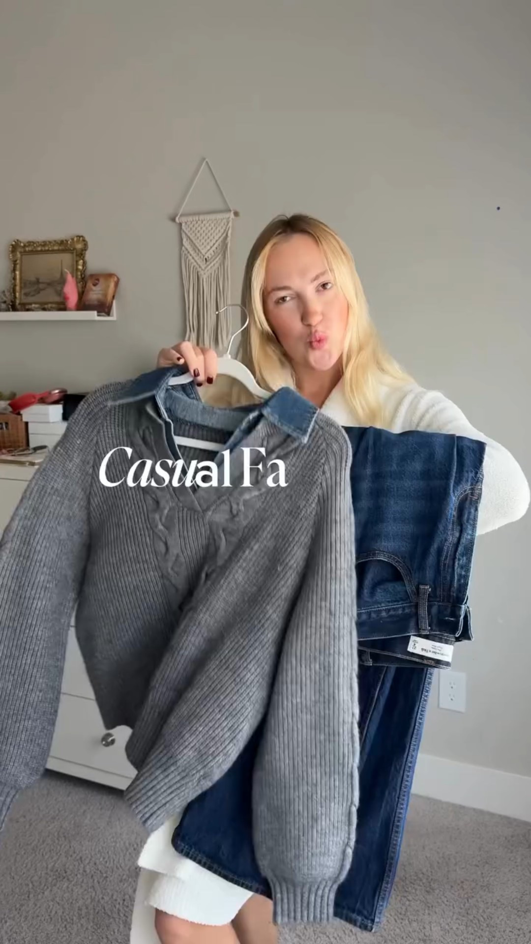 Don’t mind the mess at the back 😜 

#everydayoutfits #casualoutfitideas #denimoutfits #abercrombiestyle #fallfashiontrends 

everyday casual outfits for you, work outfits, Houston fashion content creator, Abercrombie jeans

#LTKFindsUnder100 #LTKMidsize #LTKStyleTip