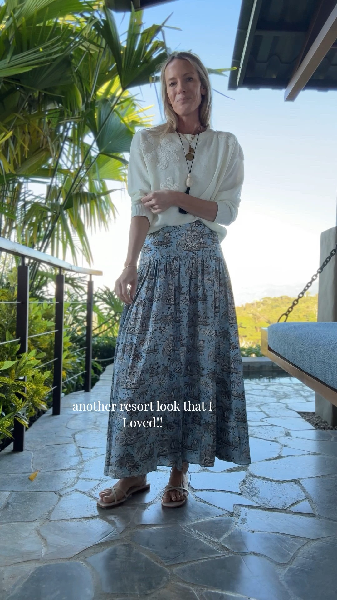 Size 2 skirt // always a fave buy! 