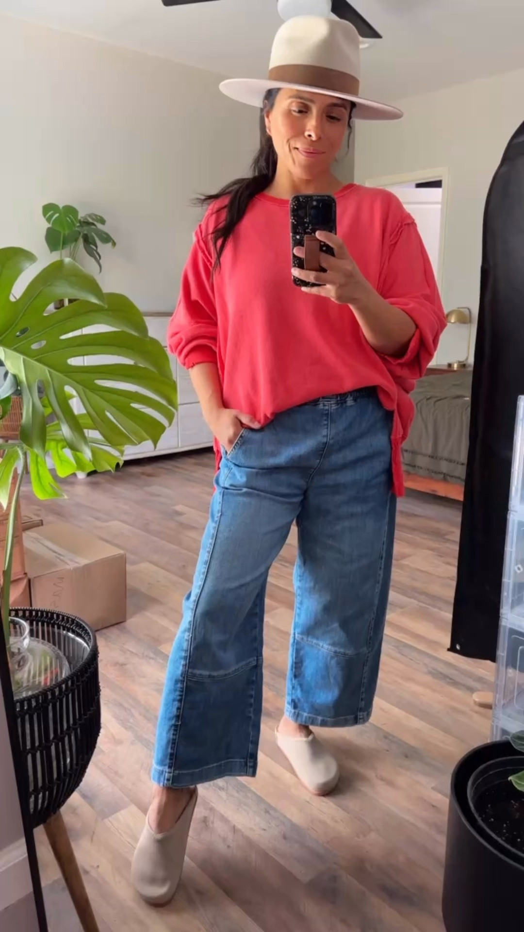 Favorite barrel jeans! They look so good on any shape, even on this mom bod :) 

@Anthropologie The Izzie Relaxed Pull-On Barrel Jeans by Pilcro



Barrel jeans outfit
Anthropologie jeans

#LTKootd #LTKMidsize #LTKOver40