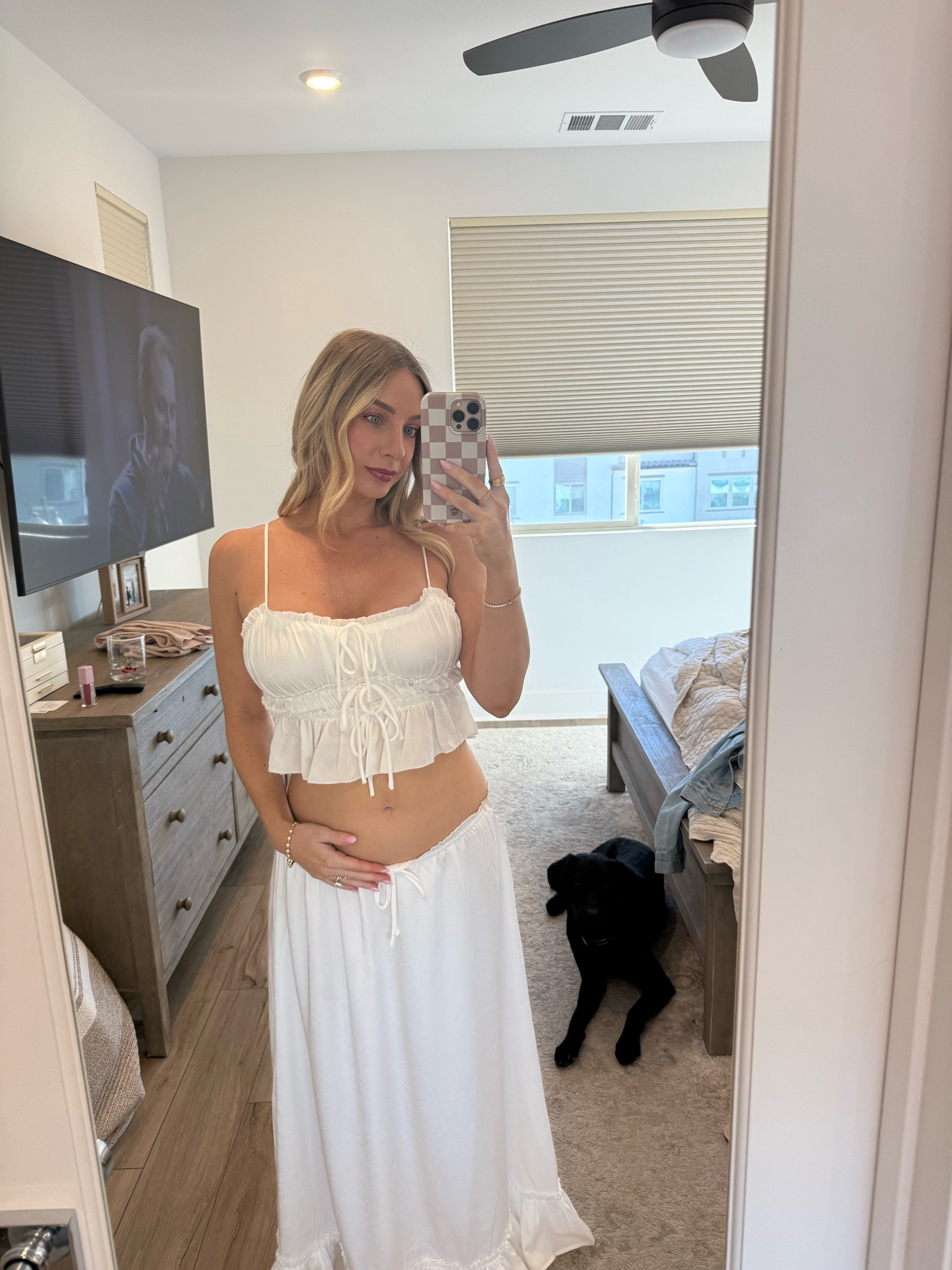 My pregnancy announcement outfit 🤍🎀🌞

#LTKmomlife #LTKBump #LTKFestival