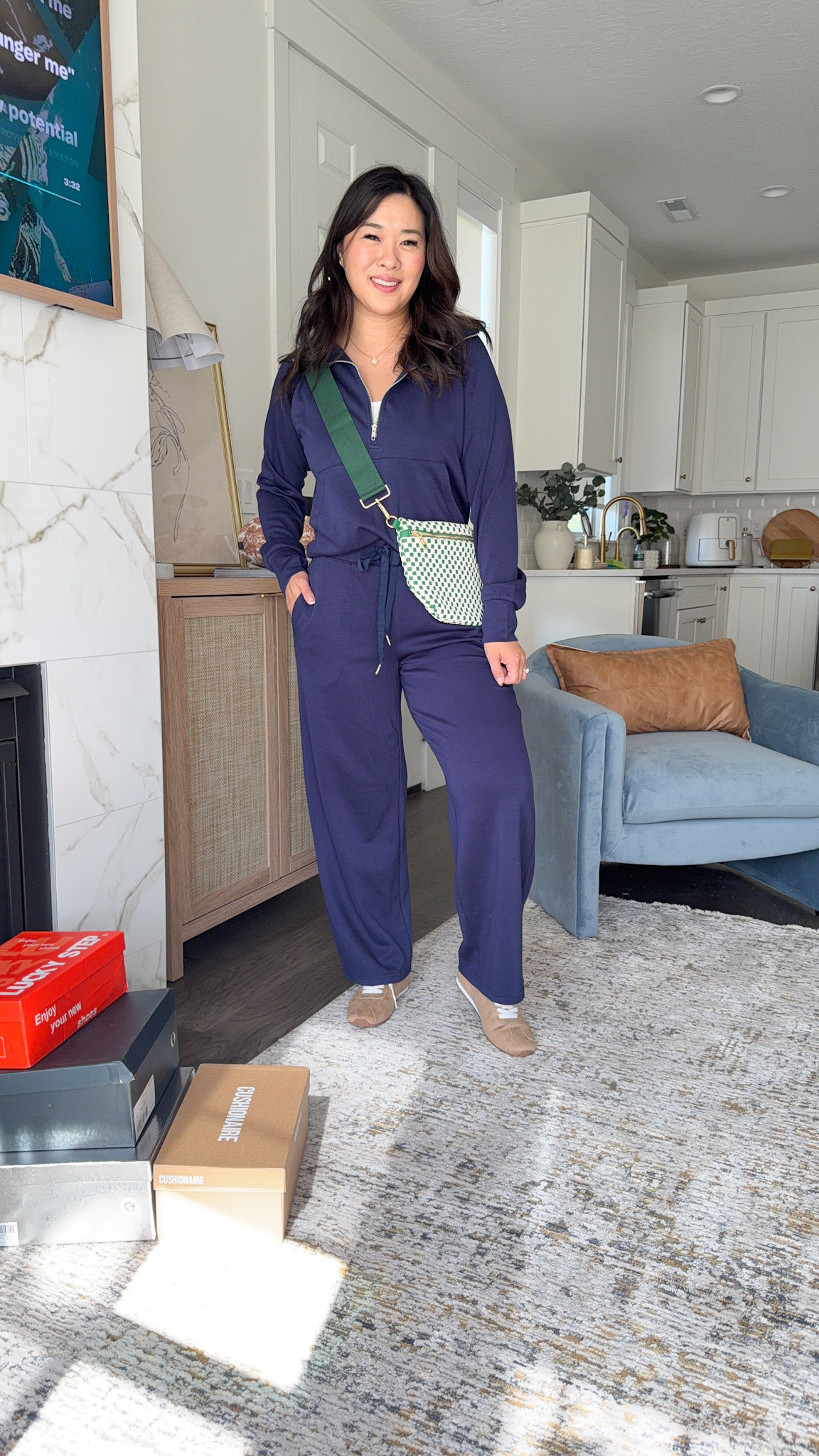 I've got the perfect cozy fall outfit with my new lounge set! Perfect for lounging at home or running errands. Comfortable and stylish! Check out the matching accessories too. #fallfashion Blue Set: Medium
