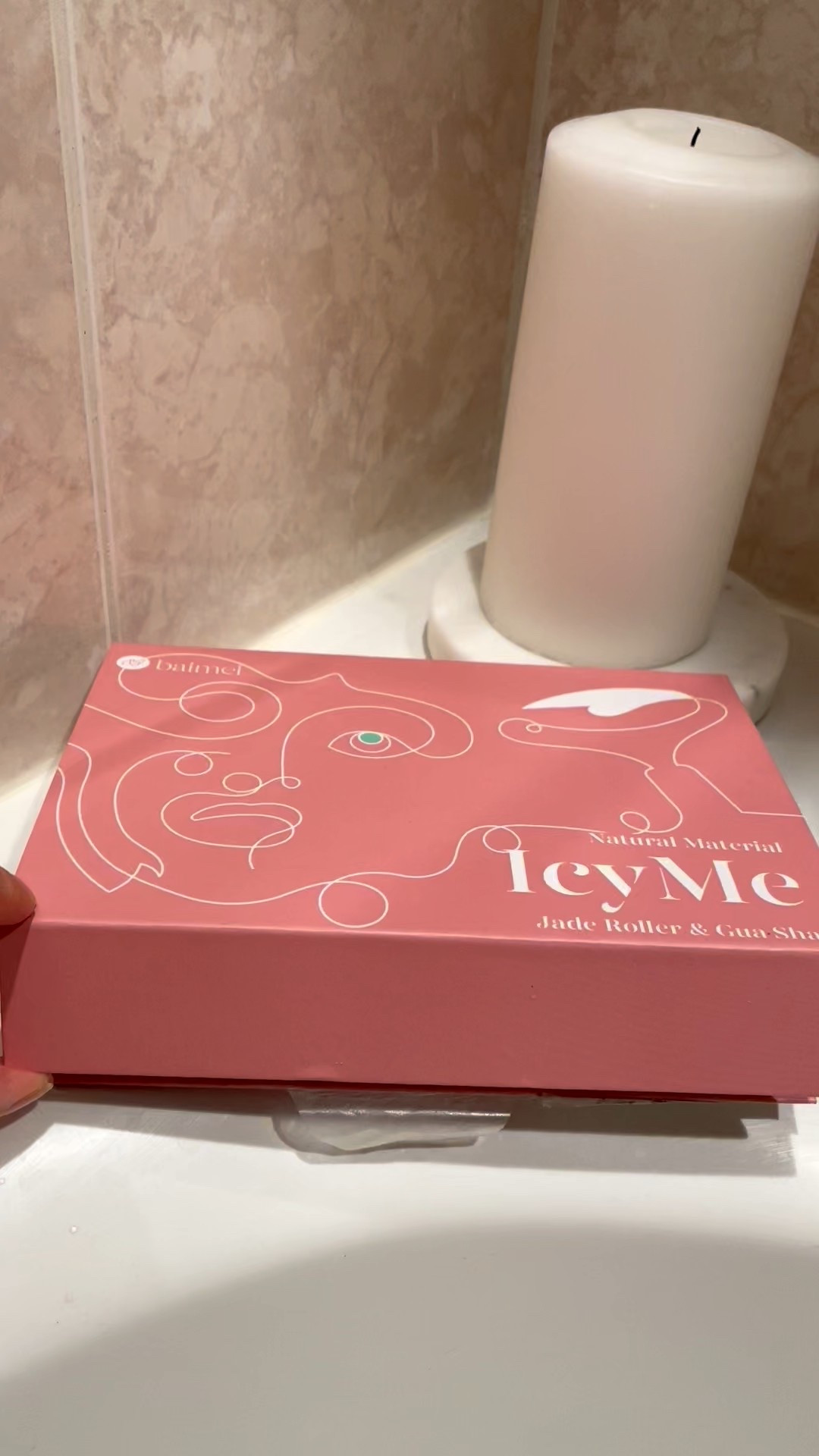 Half off Amazon face jade roller and Gua sha set!! Can’t wait to do some self care tonight ❤️

#LTKselfcare #LTKmomlife #LTKSaleAlert