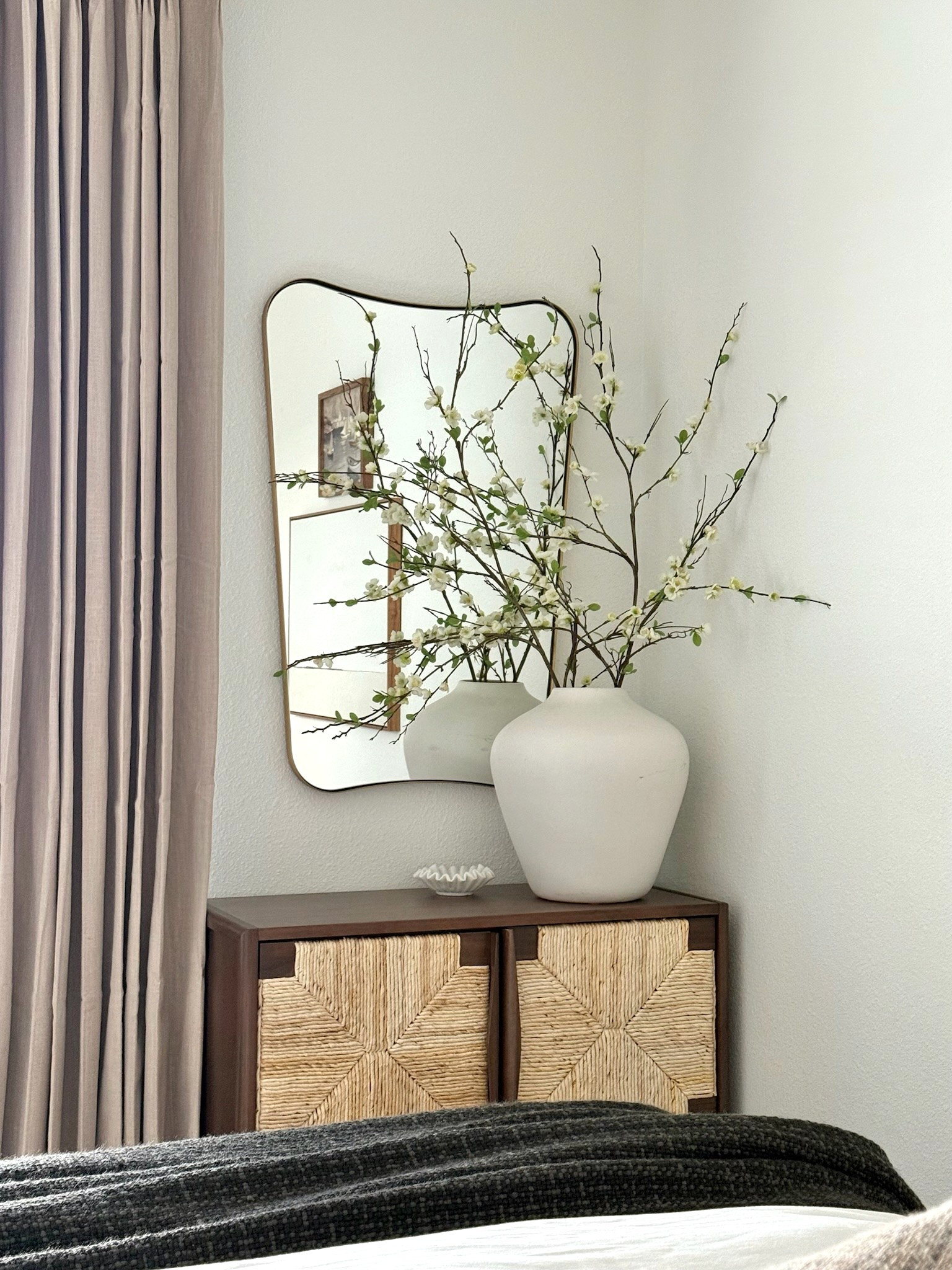 All AFloral blooms are 25% off for a short time (with no minimum purchase)!  Use code BYESUMMER🌷

#LTKSeasonal #LTKHome #LTKSaleAlert