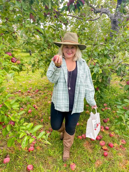 Apple picking outfit.

Flannel is a must am I right?

Love this shirt from Pink Lily fit is true to size. 

#LTKstyletip #LTKhome #LTKSeasonal