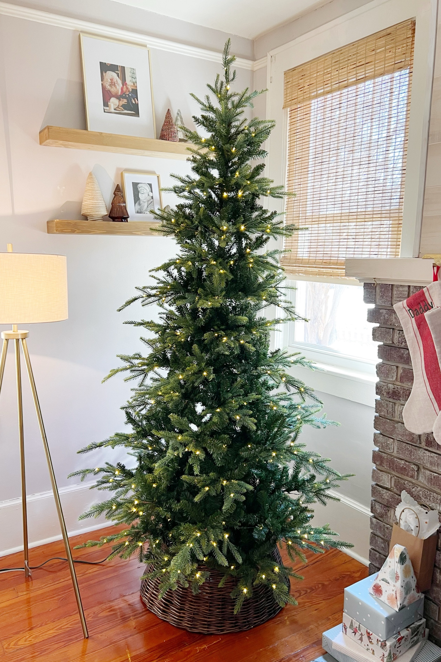 We got a new pre-lit Christmas tree this year and it is SO AFFORDABLE! I can’t get over how beautiful it is for the price — on sale for $169.99. Love this Amazon Prime find.🎄

#LTKhome #LTKHoliday #LTKSeasonal