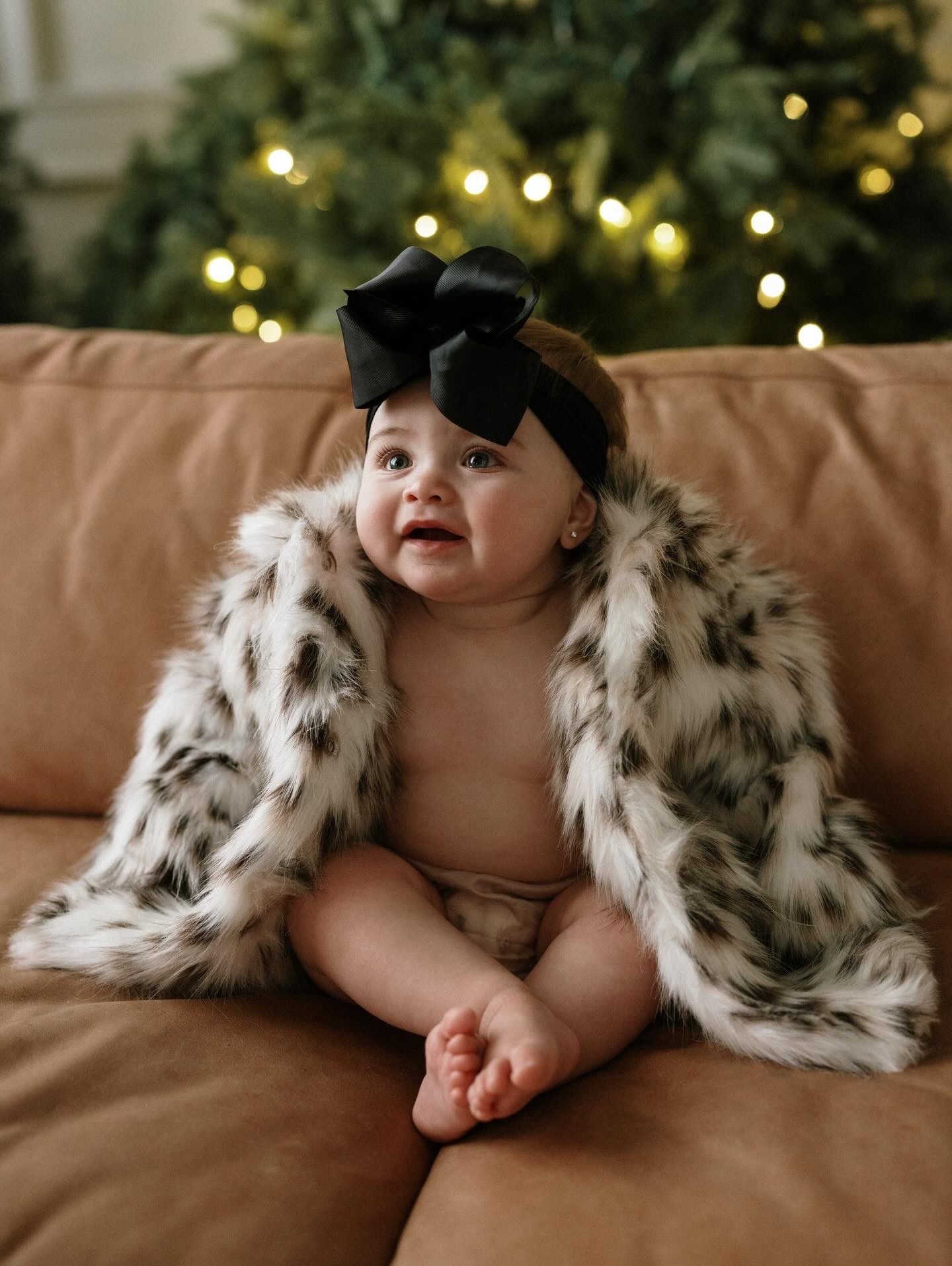 stasi szn !!!! 🤎

family holiday photos, baby in a furr coat, baby photoshoot, baby girl bows 

#LTKHoliday #LTKmomlife #LTKBaby