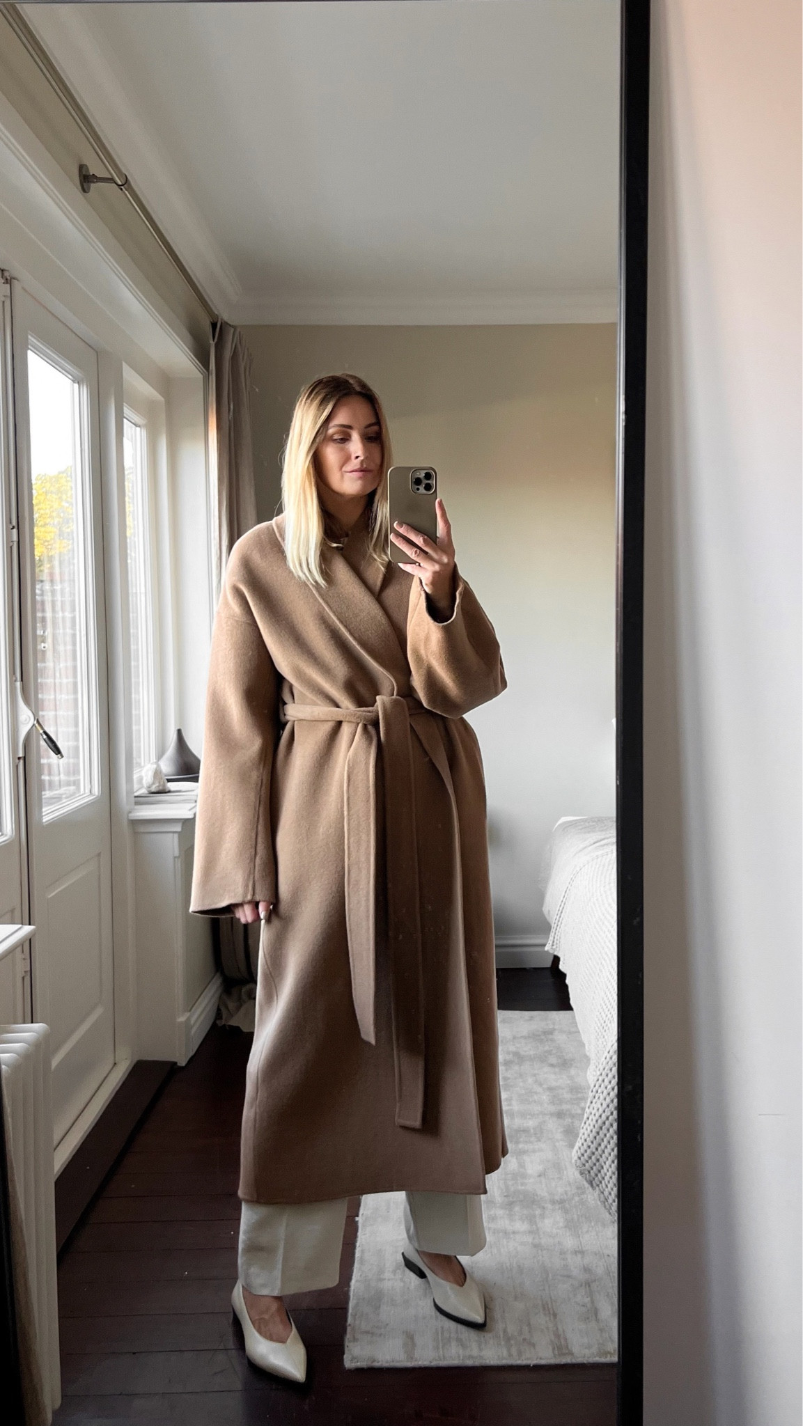 Camel wool coat from H&M 🤎

outfit inspiration, autumn style, fall outfit, winter coat, slingback leather ballerinas, & Other Stories, wide leg trousers, Mango, Nederland. 

#LTKSeasonal #LTKstyletip #LTKeurope