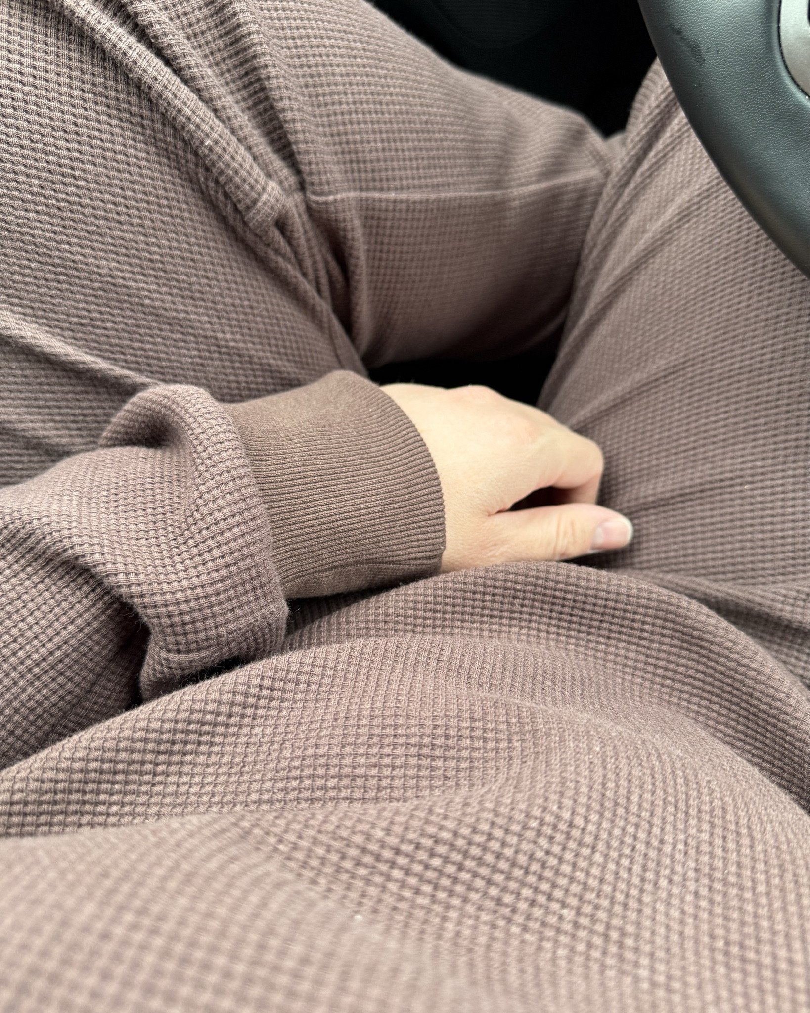 This set makes me feel cute, comfy, and put together as a mom! #comfrt #comfrtset #loungeset #ootd #newmom 

#LTKmomlife #LTKootd #LTKBaby