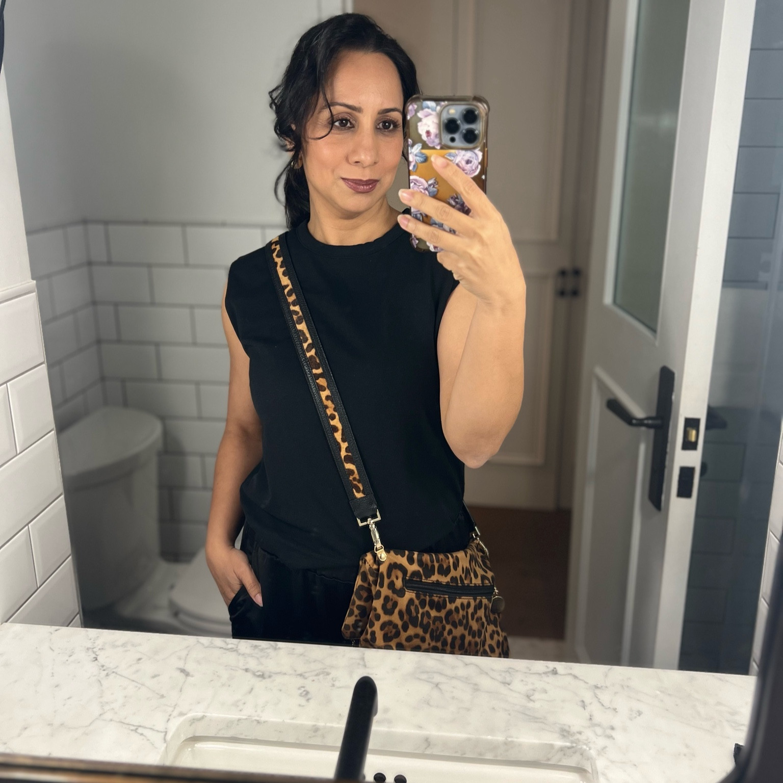 #nyfw make up. 

This raisin colored lip color is long lasting & stays glossy. 

Color: "give em back talk"



#LTKNYFW #LTKTravel #LTKBeauty