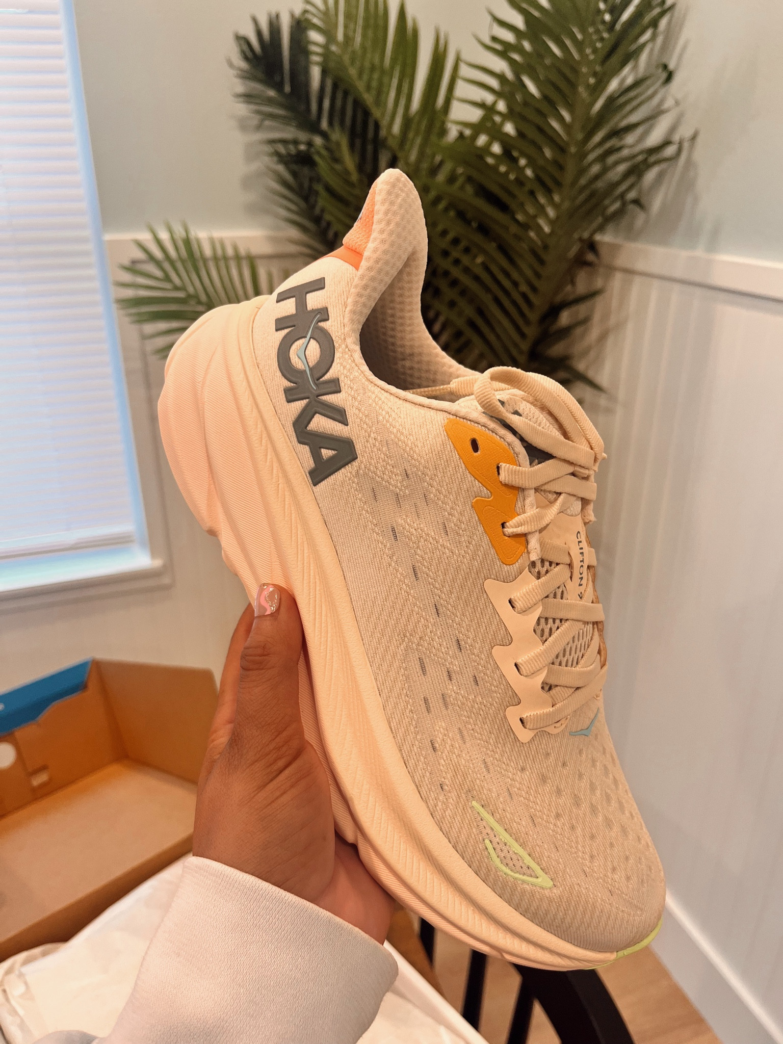 Oh she cuteeee. 🩷👟🌸✨

#LTKFitness #LTKActive #LTKShoeCrush