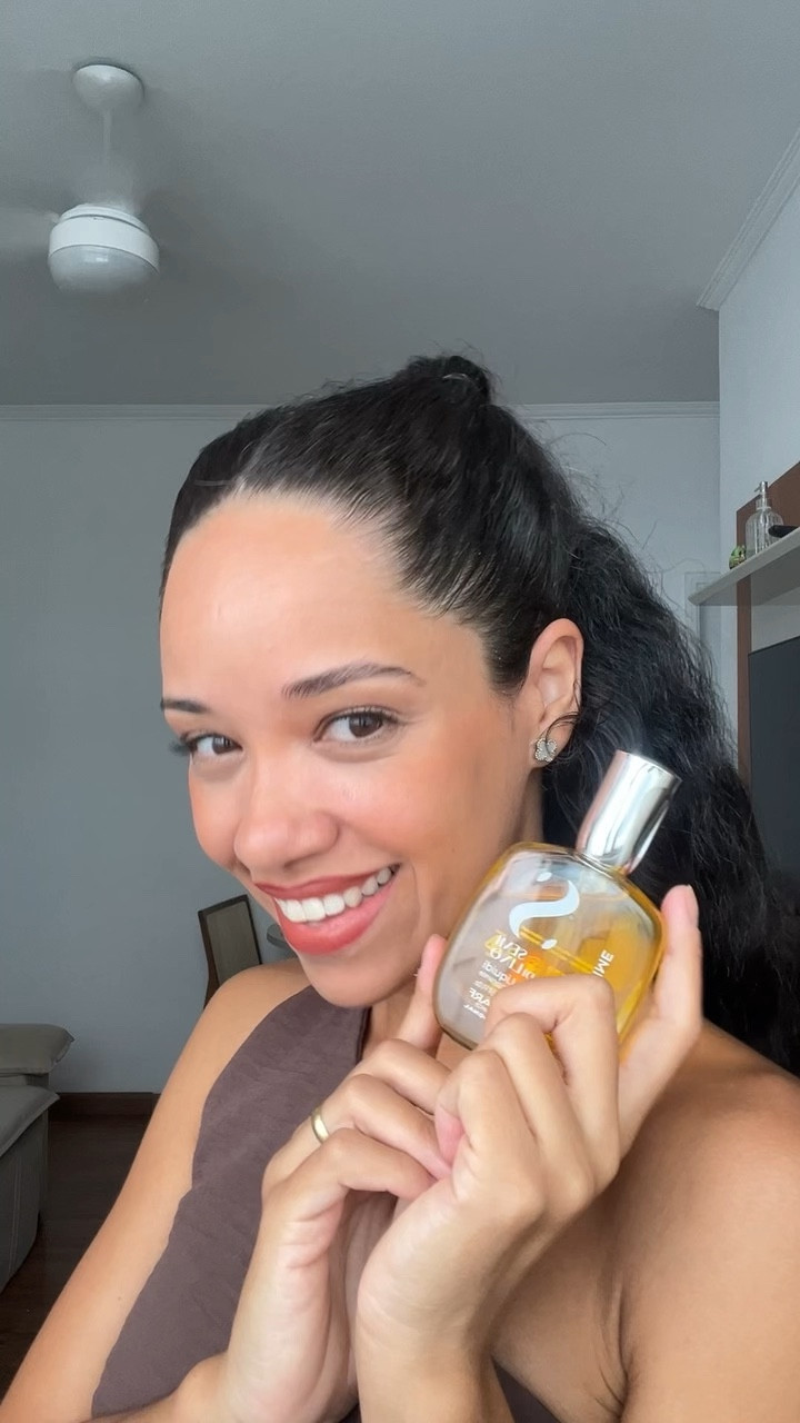 Meu primeiro penteado pós BiG CHOP não poderia ser sem o meu óleo fav do momento!


#LTKbeleza #LTKpromo #LTKbrasil