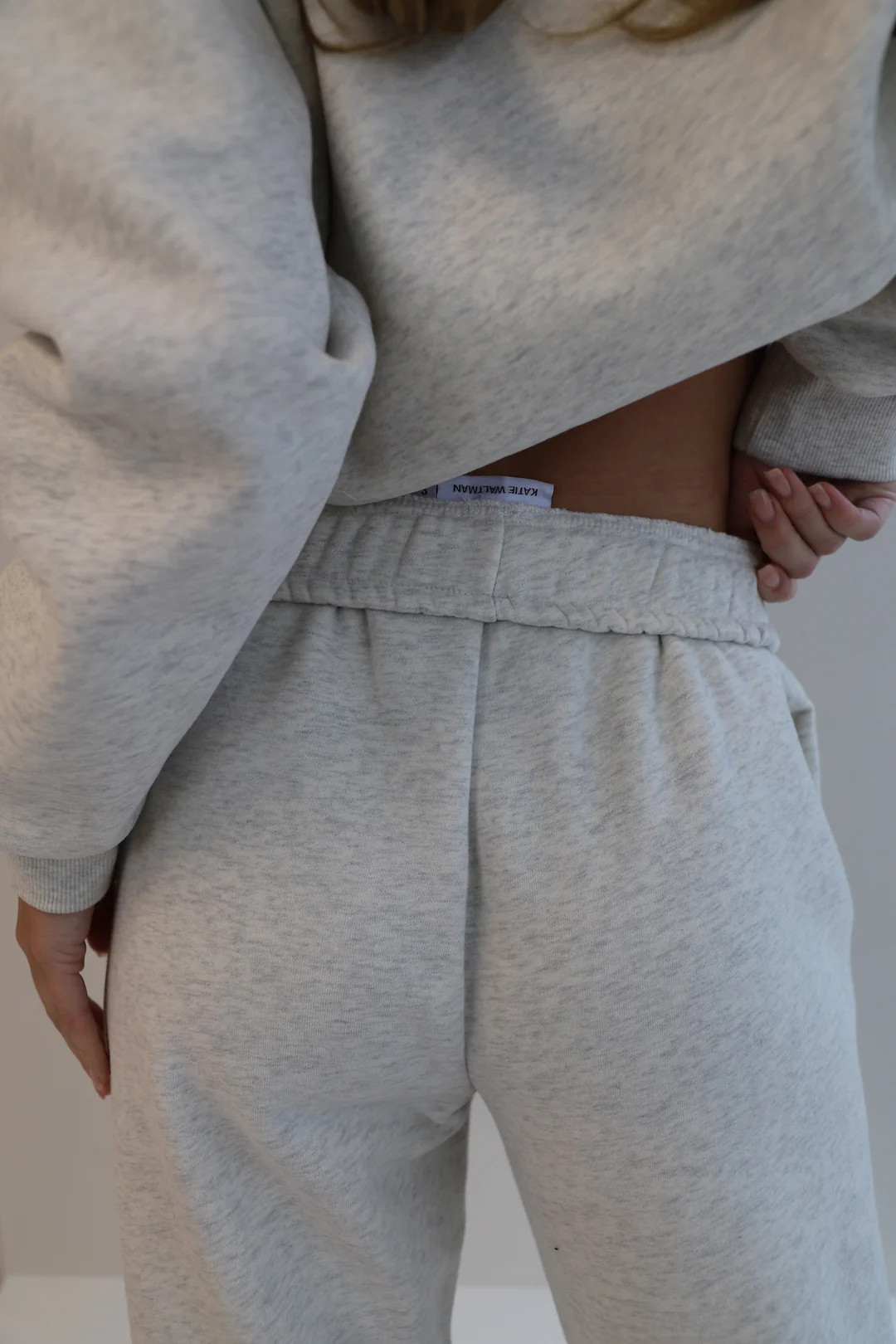 APRÈS SKI OATMEAL SWEATPANTS | Katie Waltman Jewelry