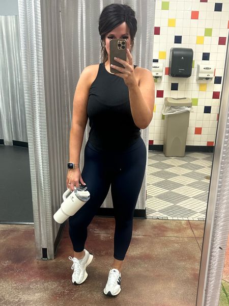 I love this easy workout outfit for a weight lifting day and then to get my steps in! This tank is so cute with an opening in the back and these leggings are so comfy! 


I’m wearing sizes: 
Bra: 12
Tank: 10
Leggings: 8
Shoes: 9
Socks: L
Thong: L



#LTKfindsunder100 #LTKmidsize #LTKActive