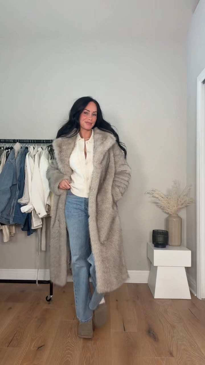 casual but polished ✨ I will have my outfit 🔗 on my LTK in the outfit inspo section! 

My sizing 5’7, 145lbs, 32dd
I’m wearing size small tops, size 27 jeans 

#LTKU #LTKootd #LTKgrwm