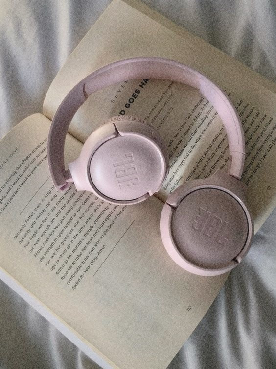 Just spotted these JBL headphones at Target for $19.99 (normally $60!) 🎧 Perfect for working from home, workouts, or tuning out for a bit. Can’t beat this priceheading

#LTKHoliday #LTKGiftGuide #LTKCyberWeek