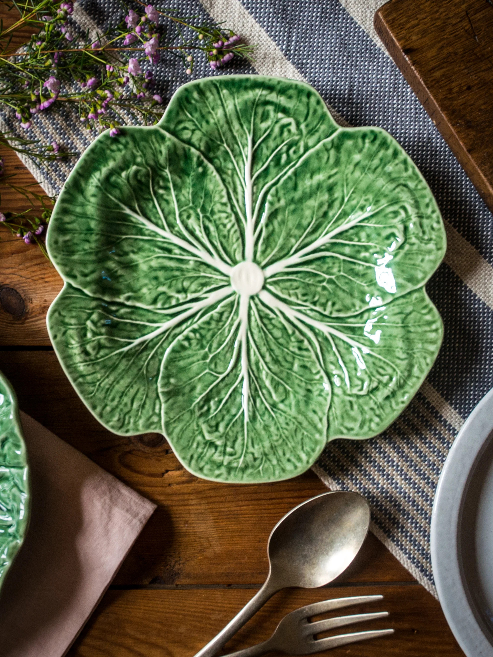 Bordallo Pinheiro Cabbage Dinner Plate | Weston Table