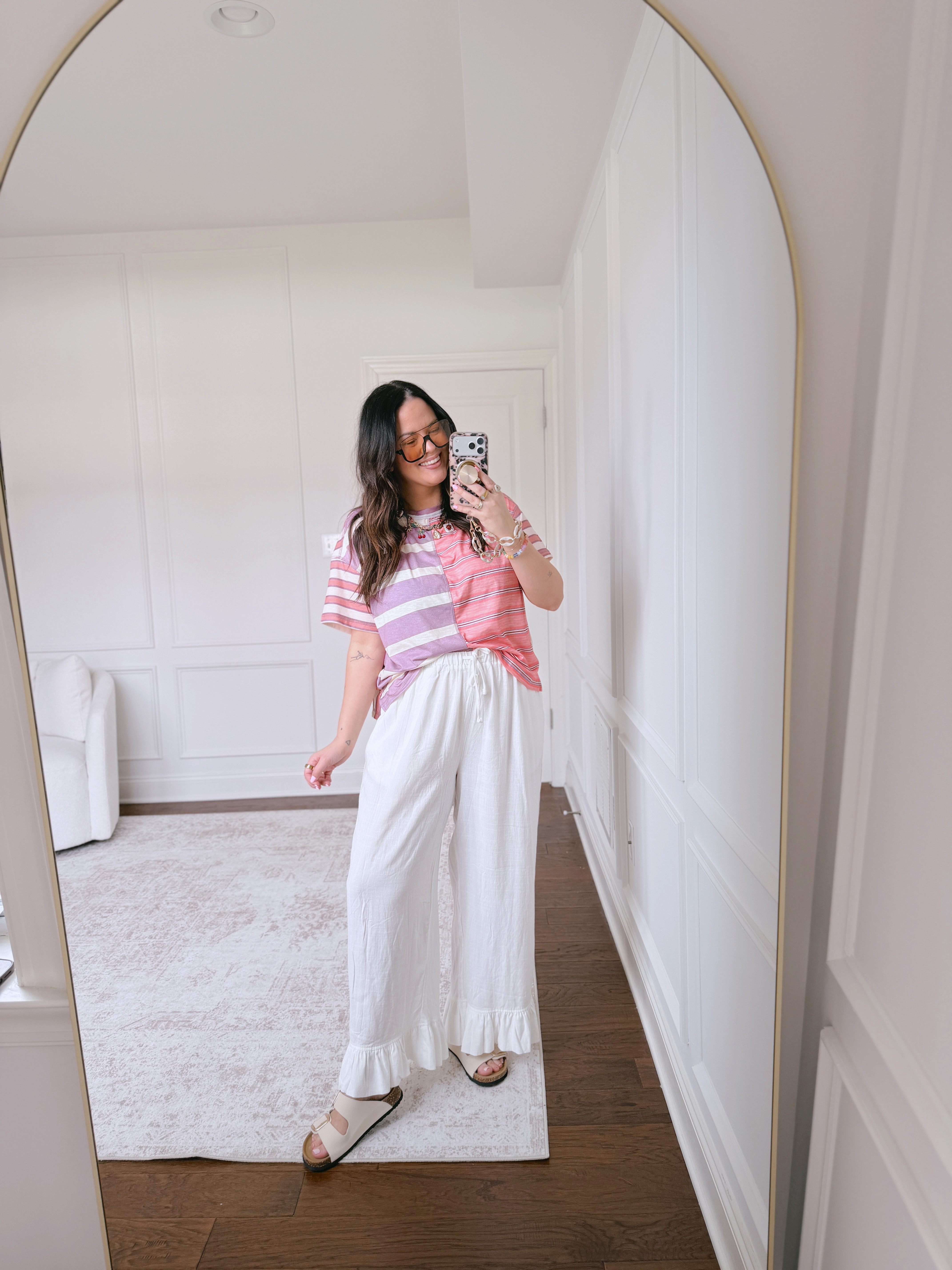 Obsessed with this casual cool mom outfit.. wearing a large in both pieces.. 

 #LTKgrwm #LTKootd #LTKMidsize