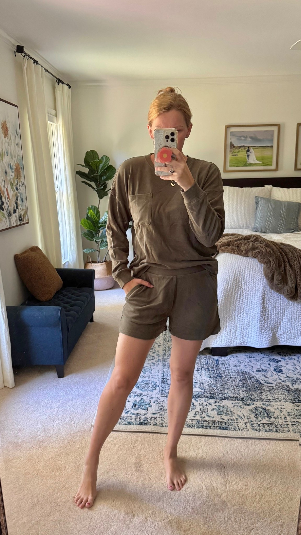 This brushed fleece lounge set is so dreamy.. perfect gift idea for yourself or someone else ;)

Fits true to size and I found it 50% off at another retailer 

Fall lounge sett

#LTKSaleAlert #LTKFindsUnder50 #LTKSeasonal