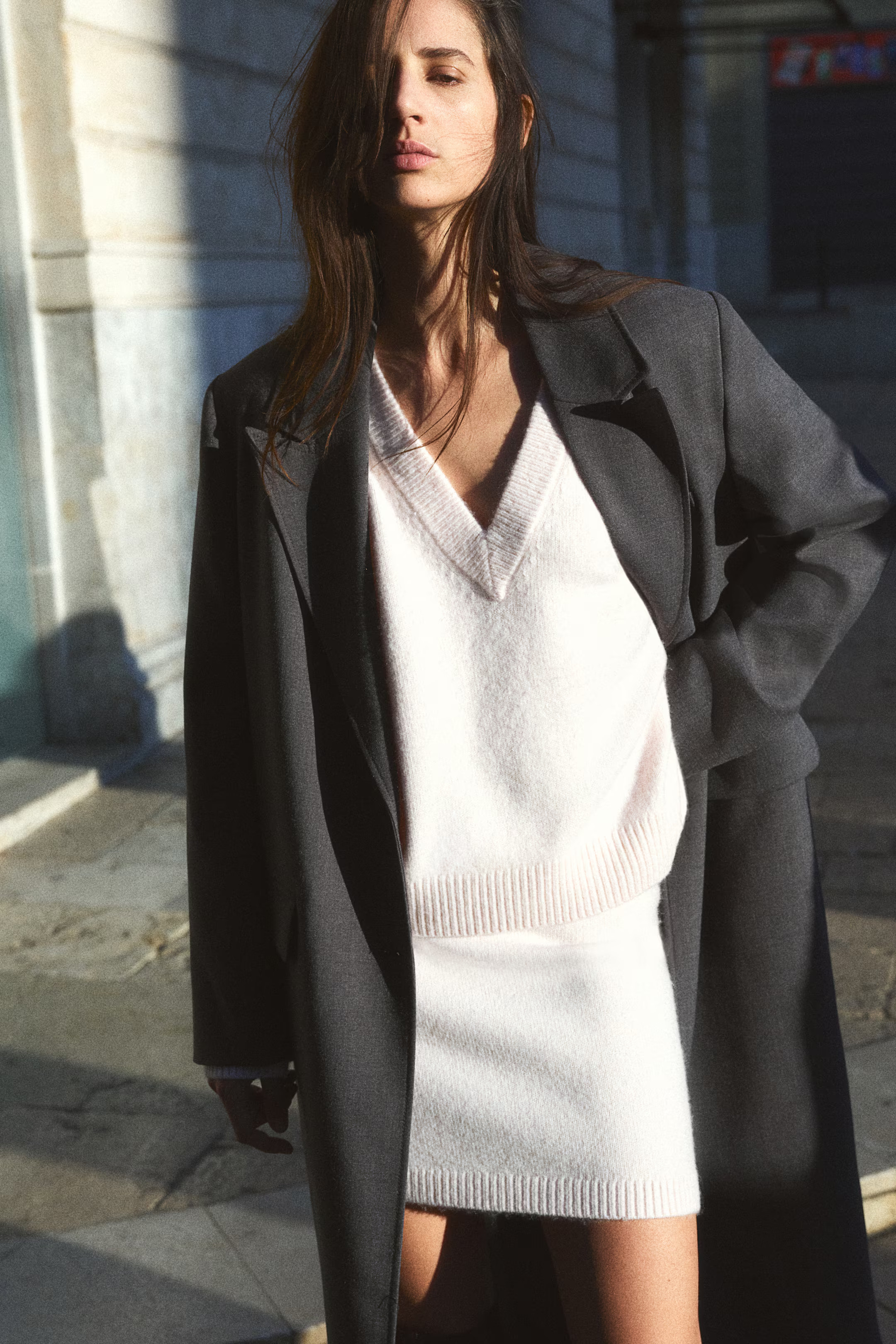 V-neck jumper | H&M (UK, MY, IN, SG, PH, TW, HK)