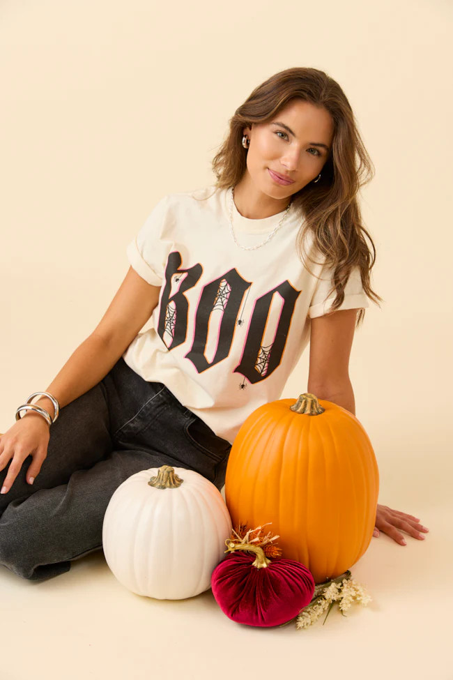 Boo Ivory Graphic Tee | Pink Lily