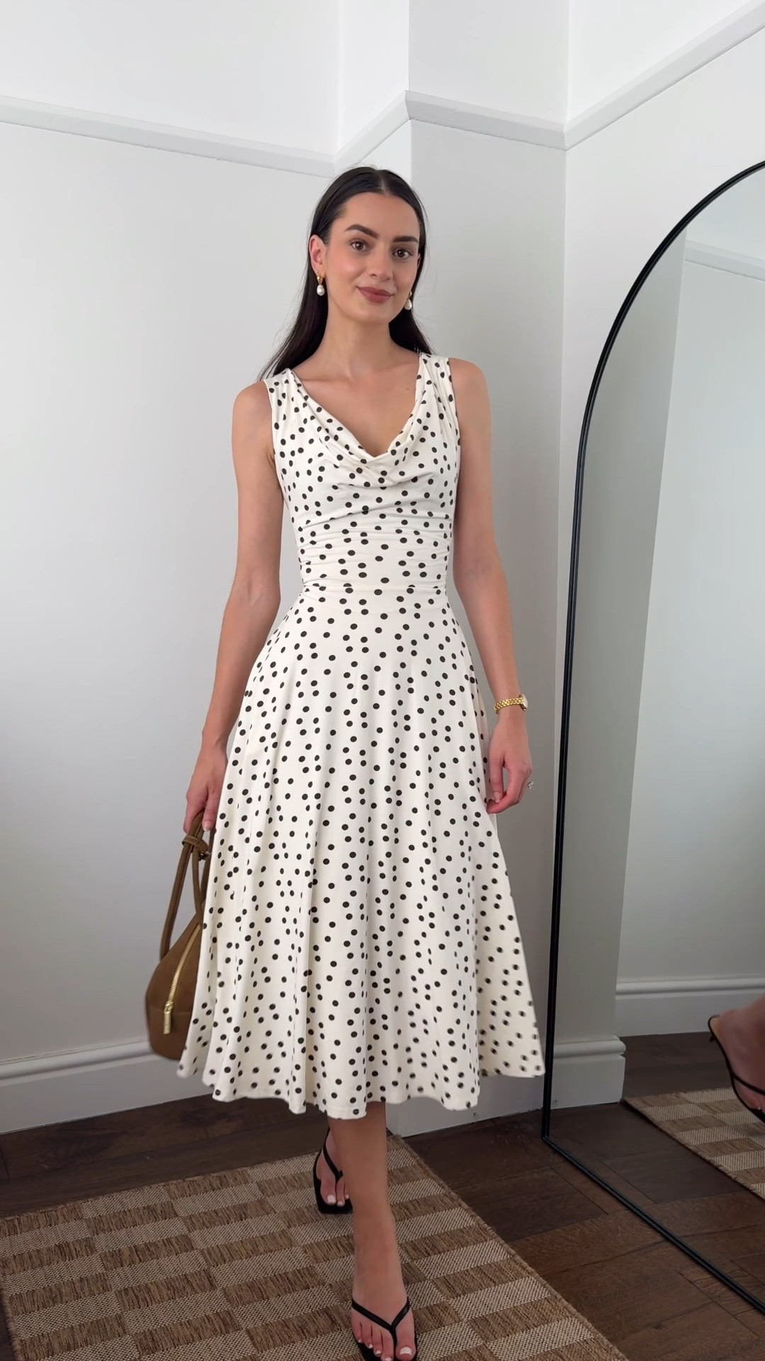 Never met an AYM dress I didn’t like 👌🏼

Polka dot dress with cinch in waist, black kitten heel flip flops, suede bag

#LTKsummer #LTKdresses