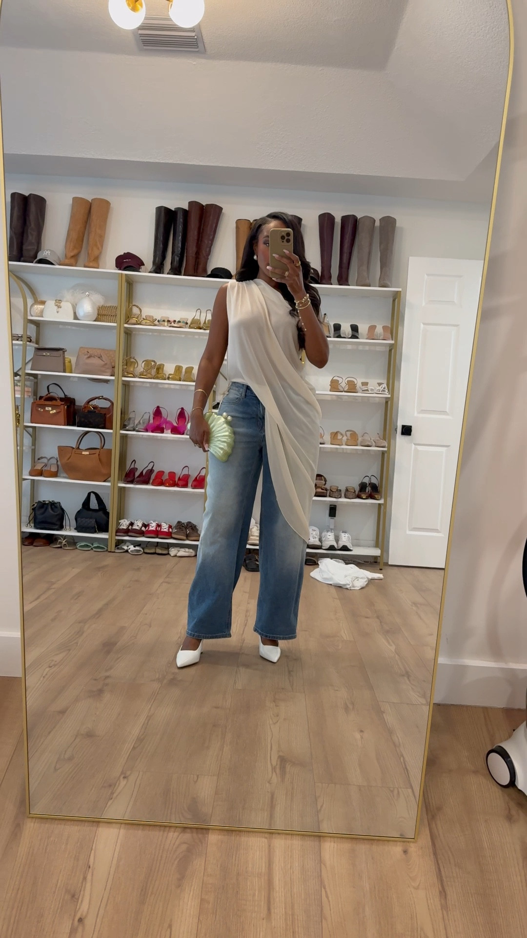 Rocking a unique outfit that’s all about standing out in style ✨ When you want to turn heads and express your individuality, the right look makes all the difference. Bold, stylish, and totally YOU!

Loving this vibe? Drop a 🔥 in the comments!

Wearing size Small / Size 6 | 140 lbs | 5’4” | #BlackWoman

—
#UniqueOutfit #StandOutStyle #ChicAndTrendy #OOTDgoals #ExplorePageFashion #FashionInspo #StyleGoals #StreetStyleVibes #BoldAndBeautiful #EffortlessFashion #ExpressYourStyle #PetiteFashion”

#LTKSpringSale