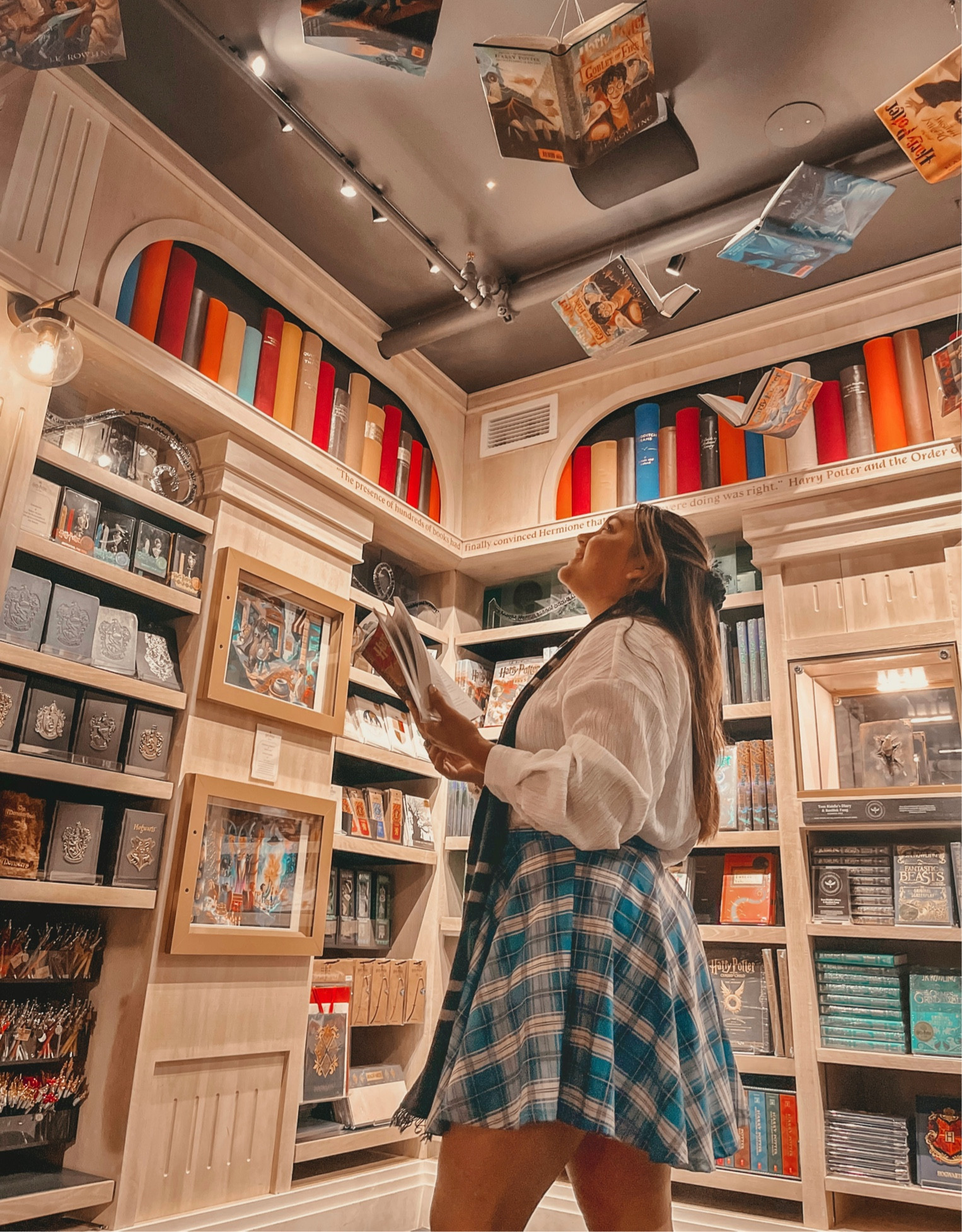 Books and cleverness 📚 

Love this skirt from Amazon, it’s so comfy and perfect for any style, check out their different colors! 

#amazonfinds #harrypotter #harrypotterfan #hpny #amazon #ravenclaw

#LTKSummerSales #LTKFindsUnder50